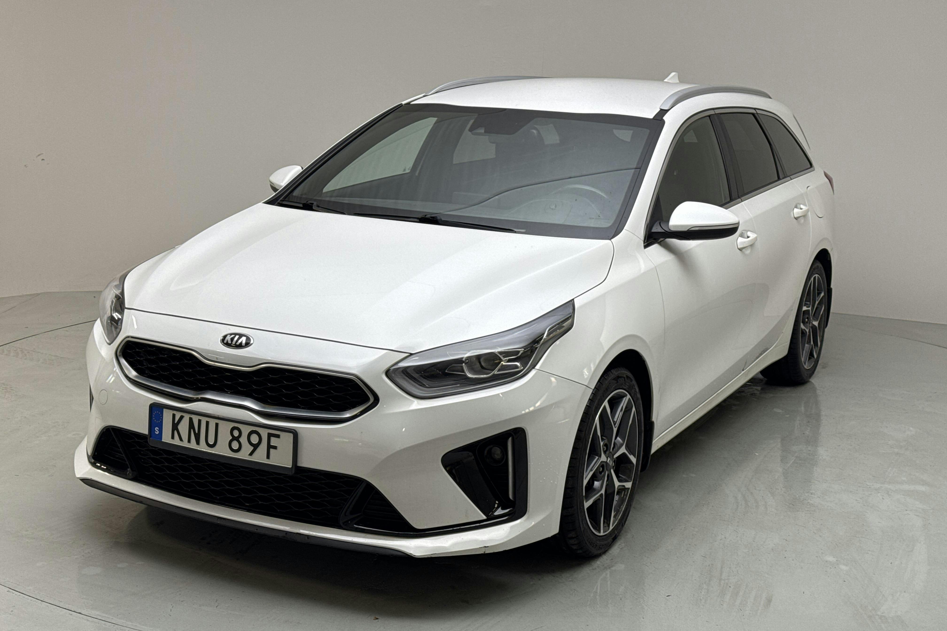 KIA Ceed 1.4 T-GDi SW (140hk) - 161 540 km - Automaattinen - valkoinen - 2019