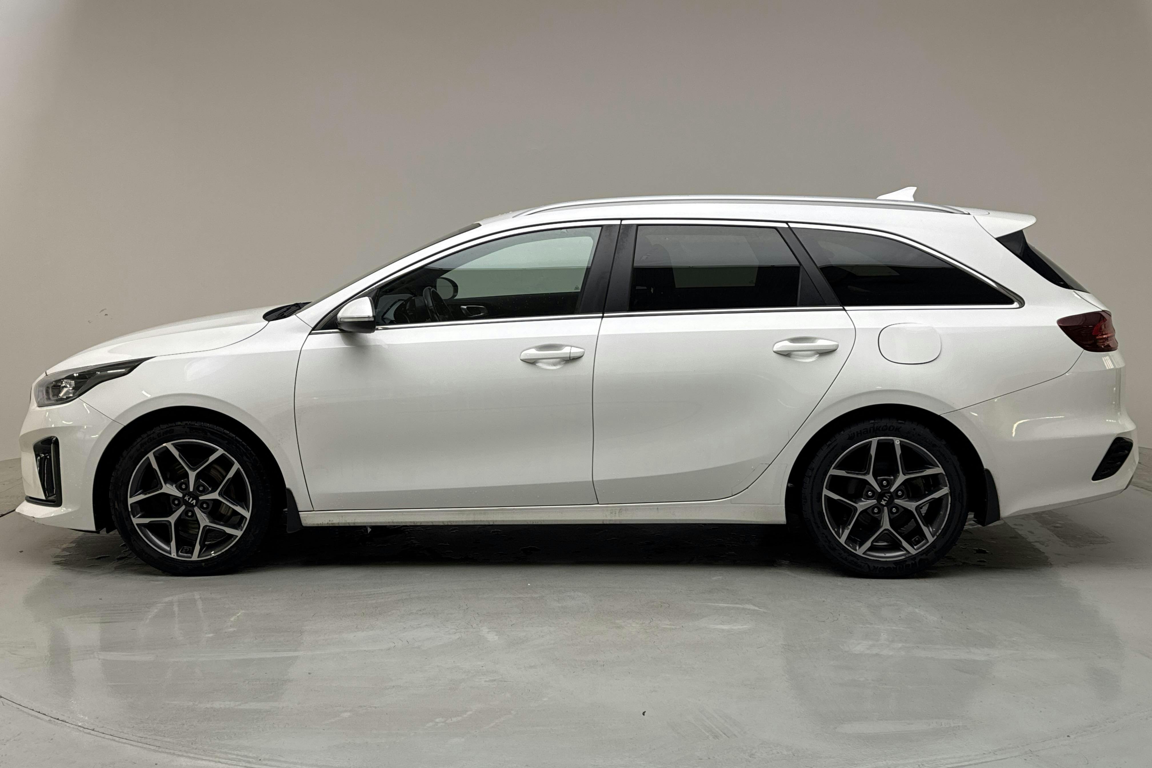 KIA Ceed 1.4 T-GDi SW (140hk) - 161 540 km - Automaattinen - valkoinen - 2019