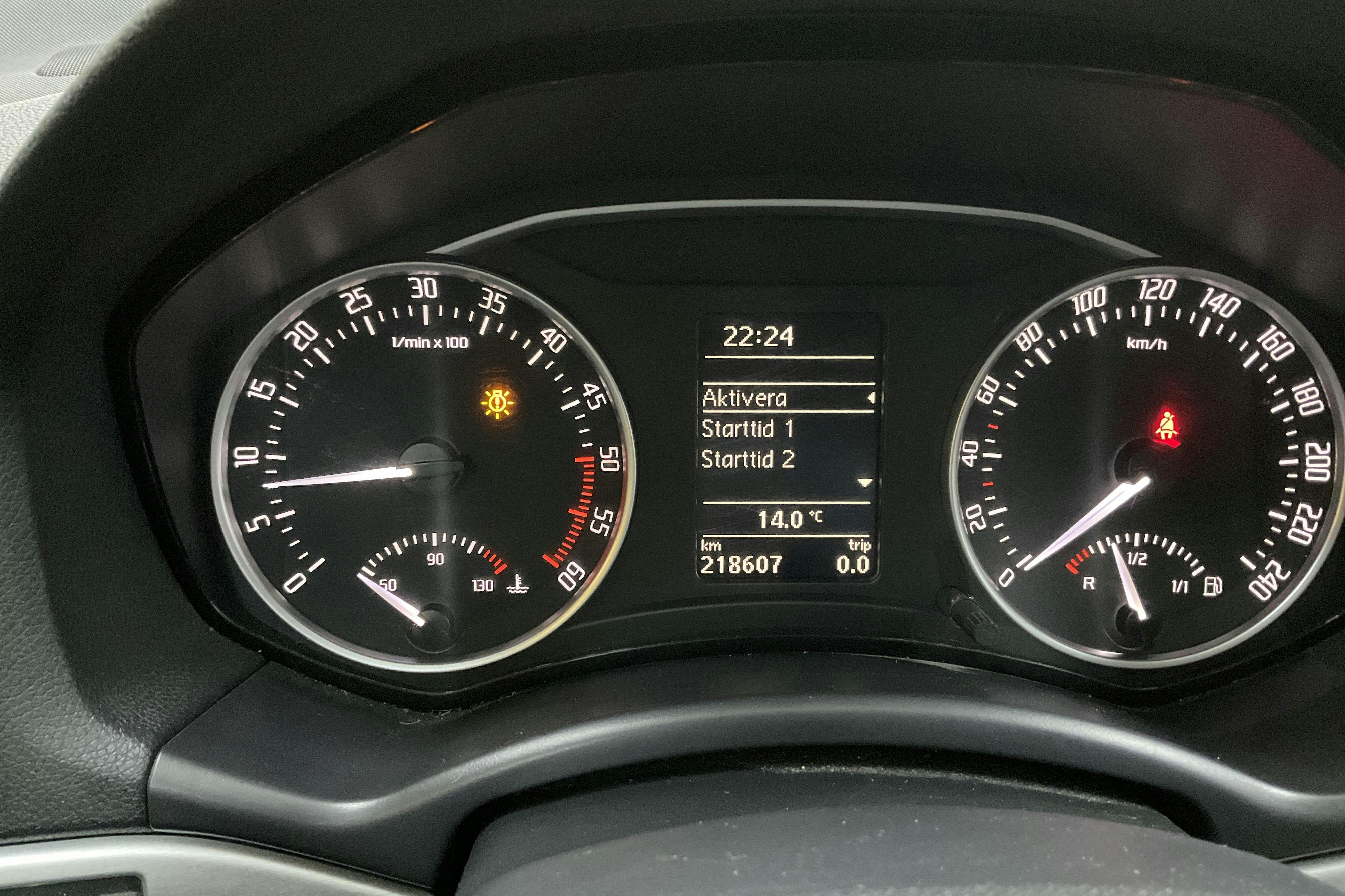 Skoda Octavia Scout II 2.0 TDI 4X4 (140hk) - 21 861 mil - Manuell - vit - 2012