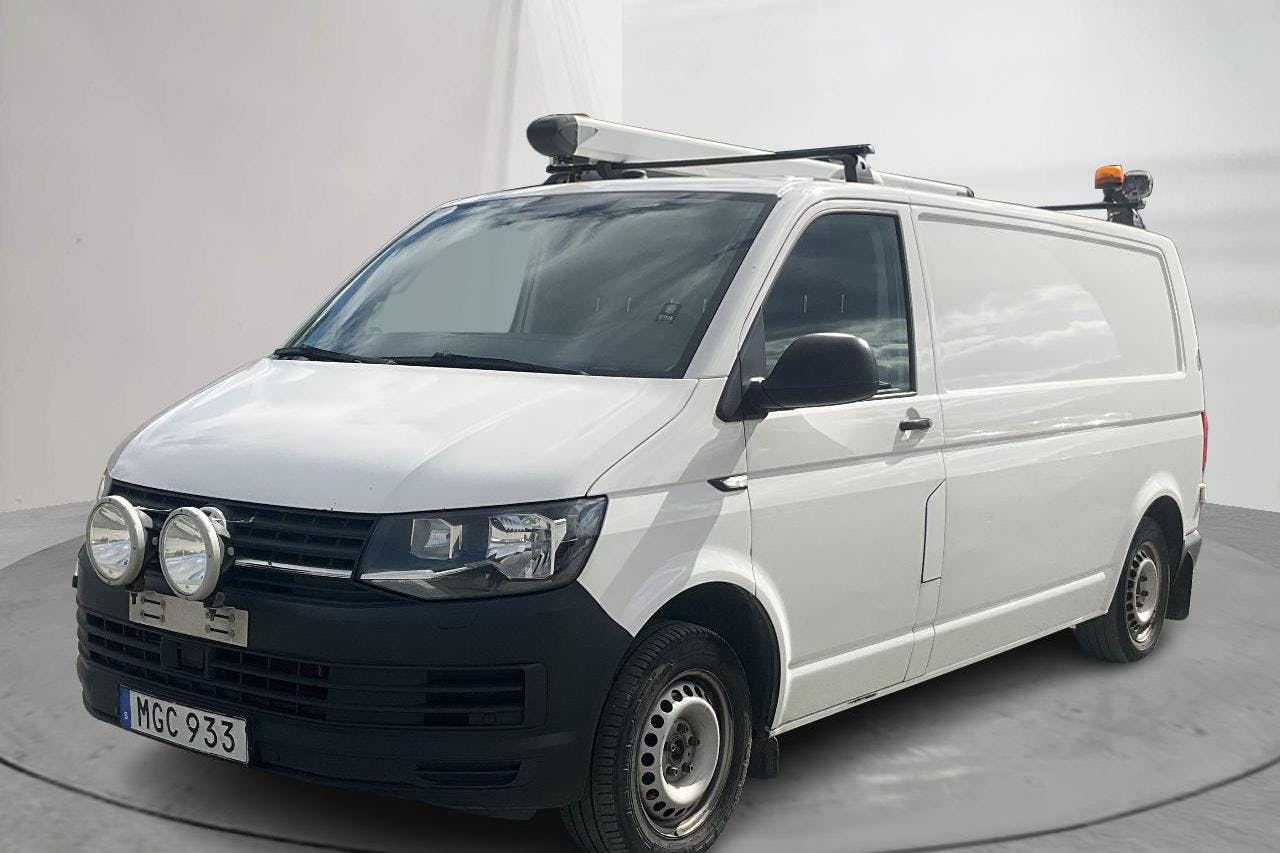 VW Transporter T6 2.0 TDI BMT Skåp 4MOTION (150hk) - 256 170 km - Automatyczna - biały - 2017