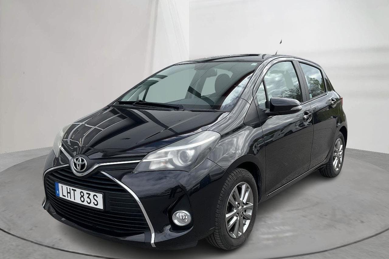 Toyota Yaris 1.33 5dr (100hk) - 39 700 km - Manual - black - 2015