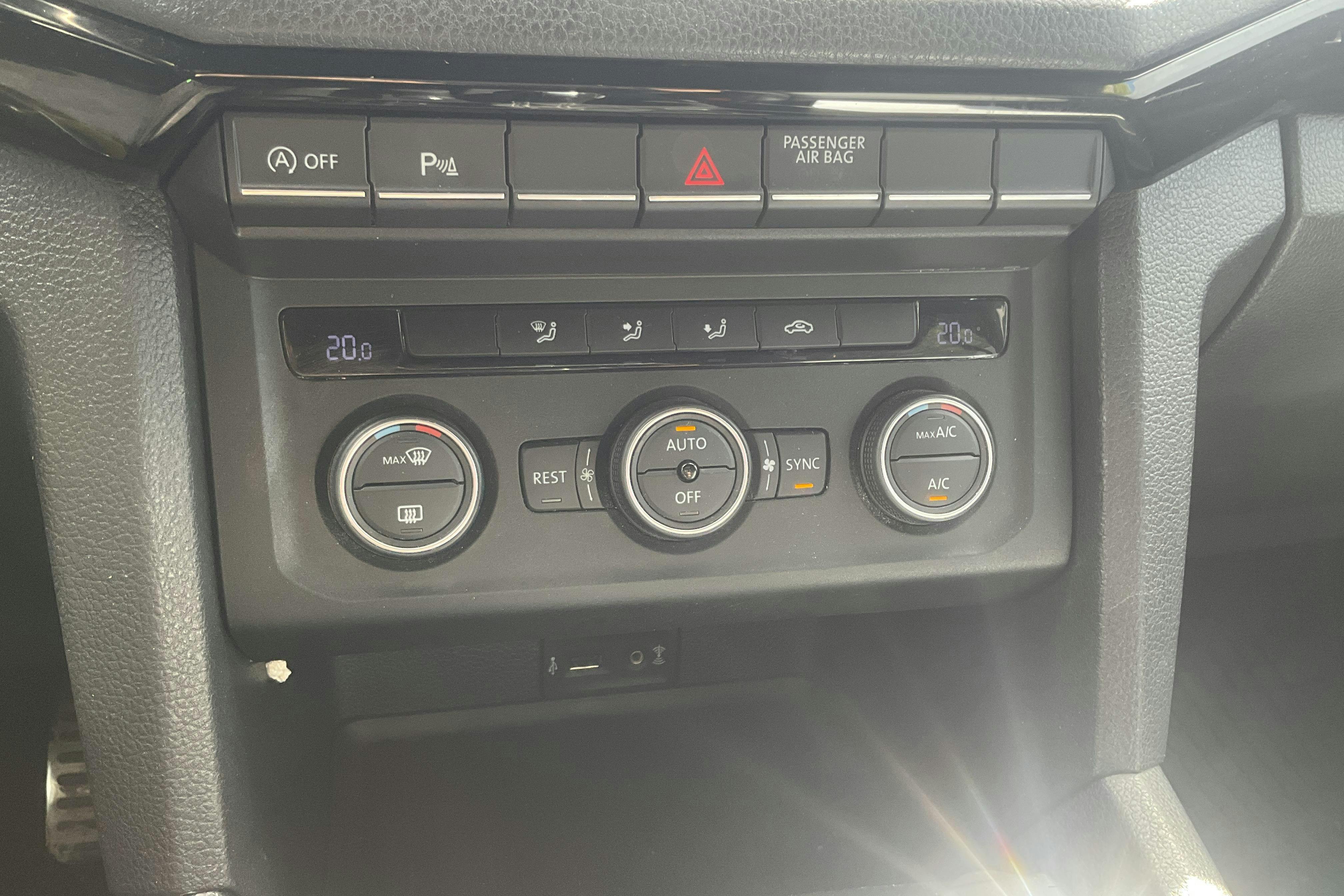 VW Amarok 3.0 TDI 4motion (258hk) - 160 290 km - Automatic - Dark Blue - 2020