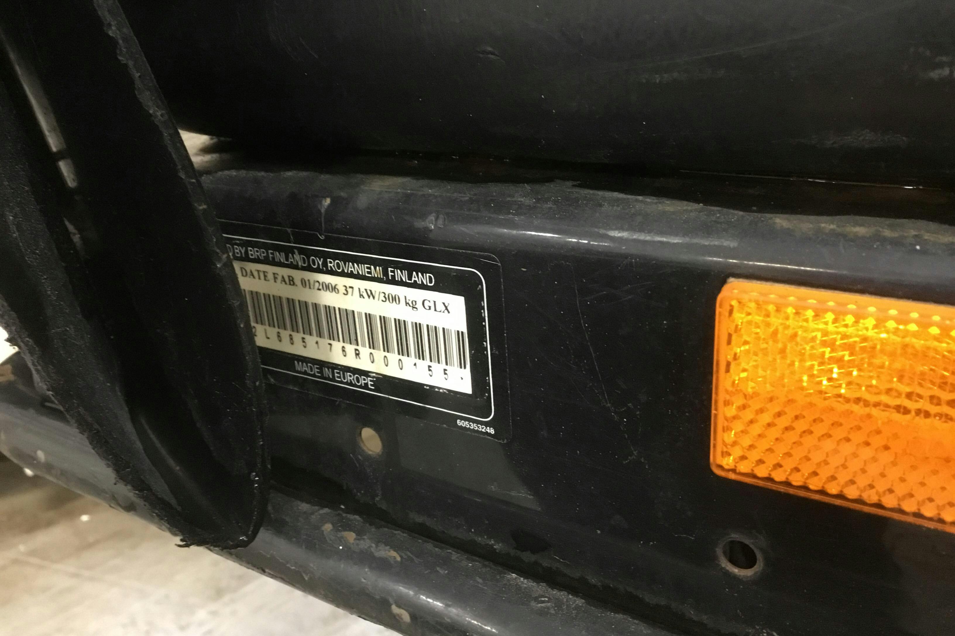 LYNX GLX 5900 FCE Snöskoter - 343 mil - Automat - blå - 2006