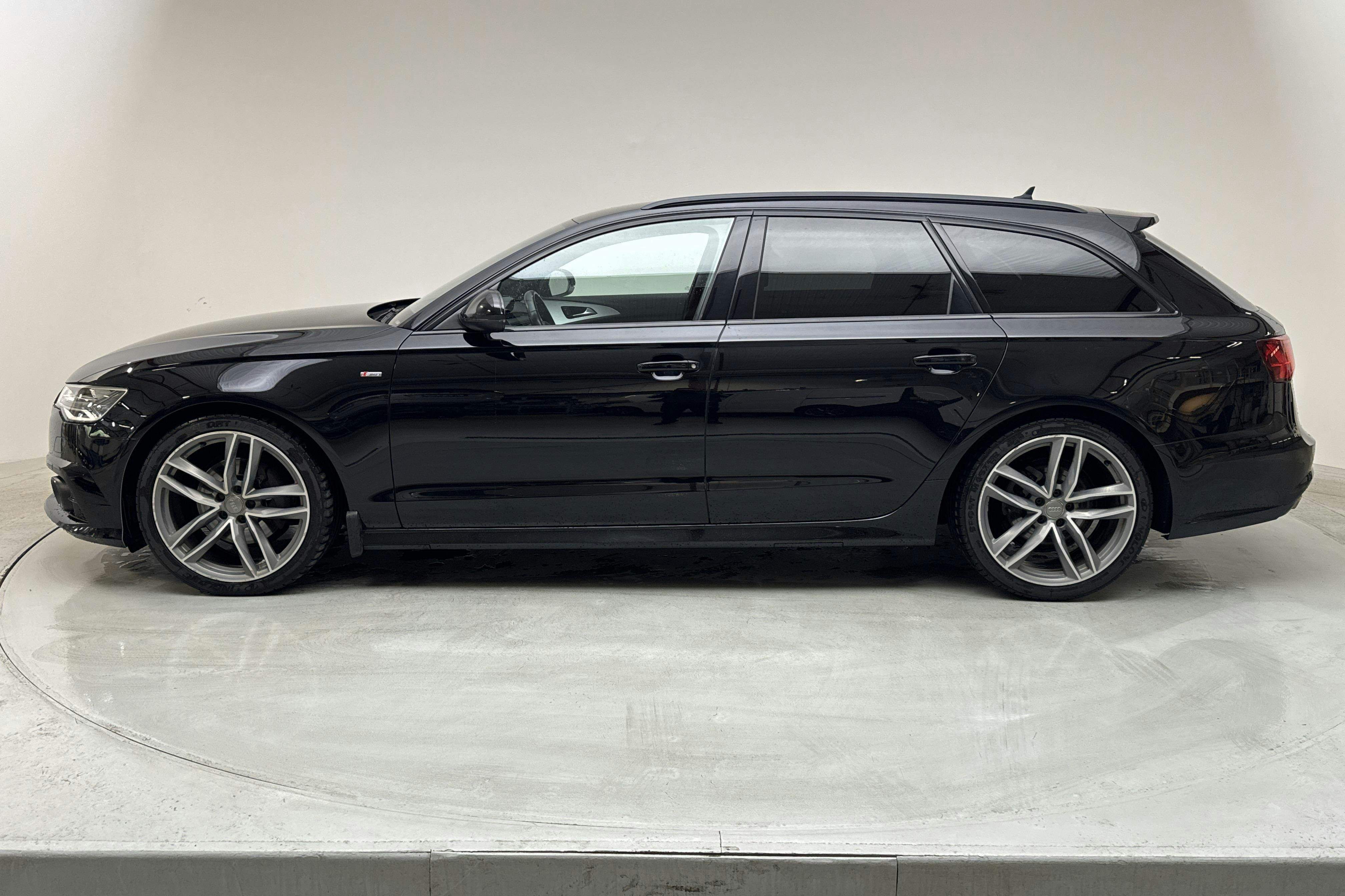 Audi A6 2.0 TDI Avant quattro (190hk) - 14 136 mil - Automat - svart - 2018