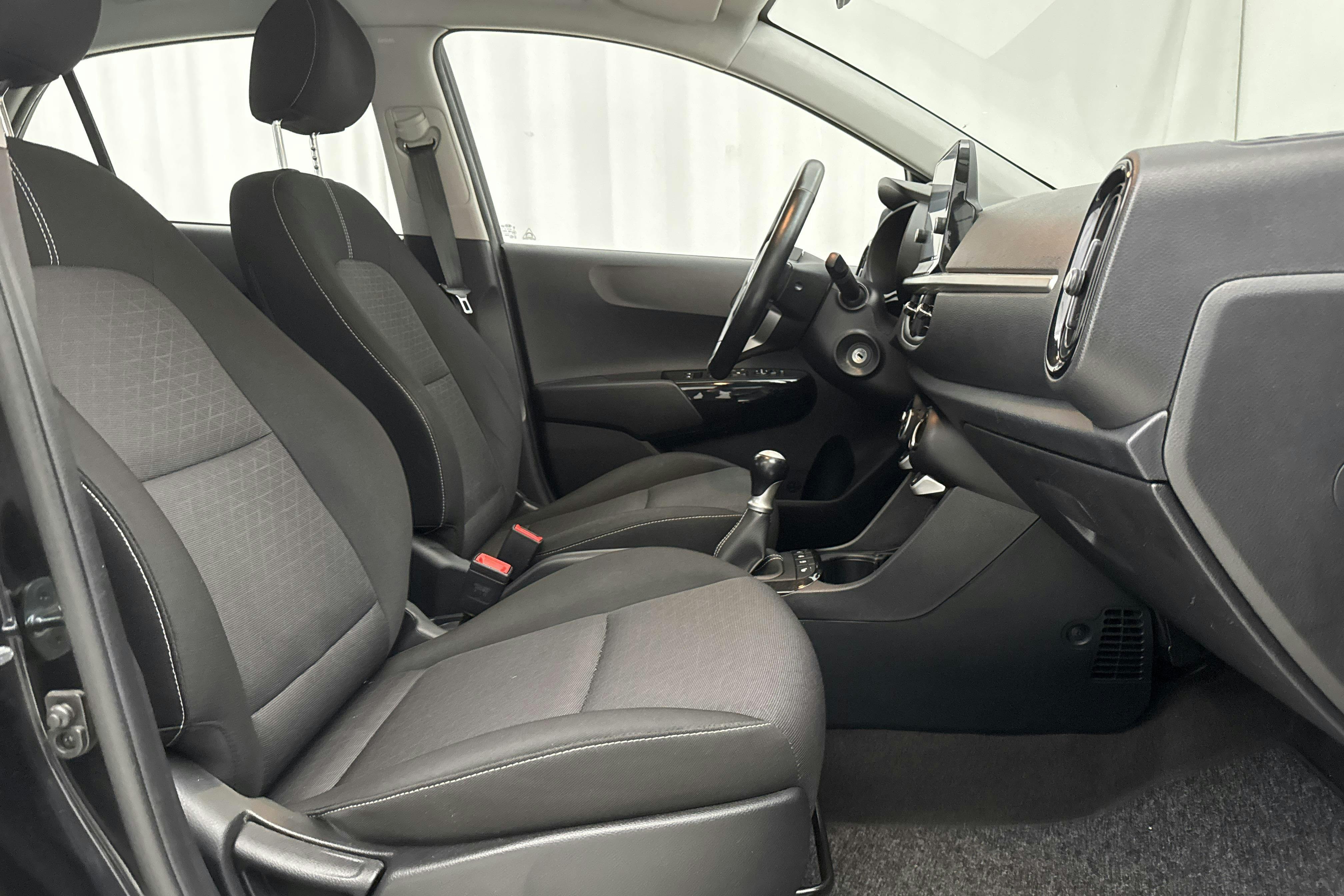 KIA Picanto 1.0 DPI (67hk) - 9 668 mil - Manuell - svart - 2021