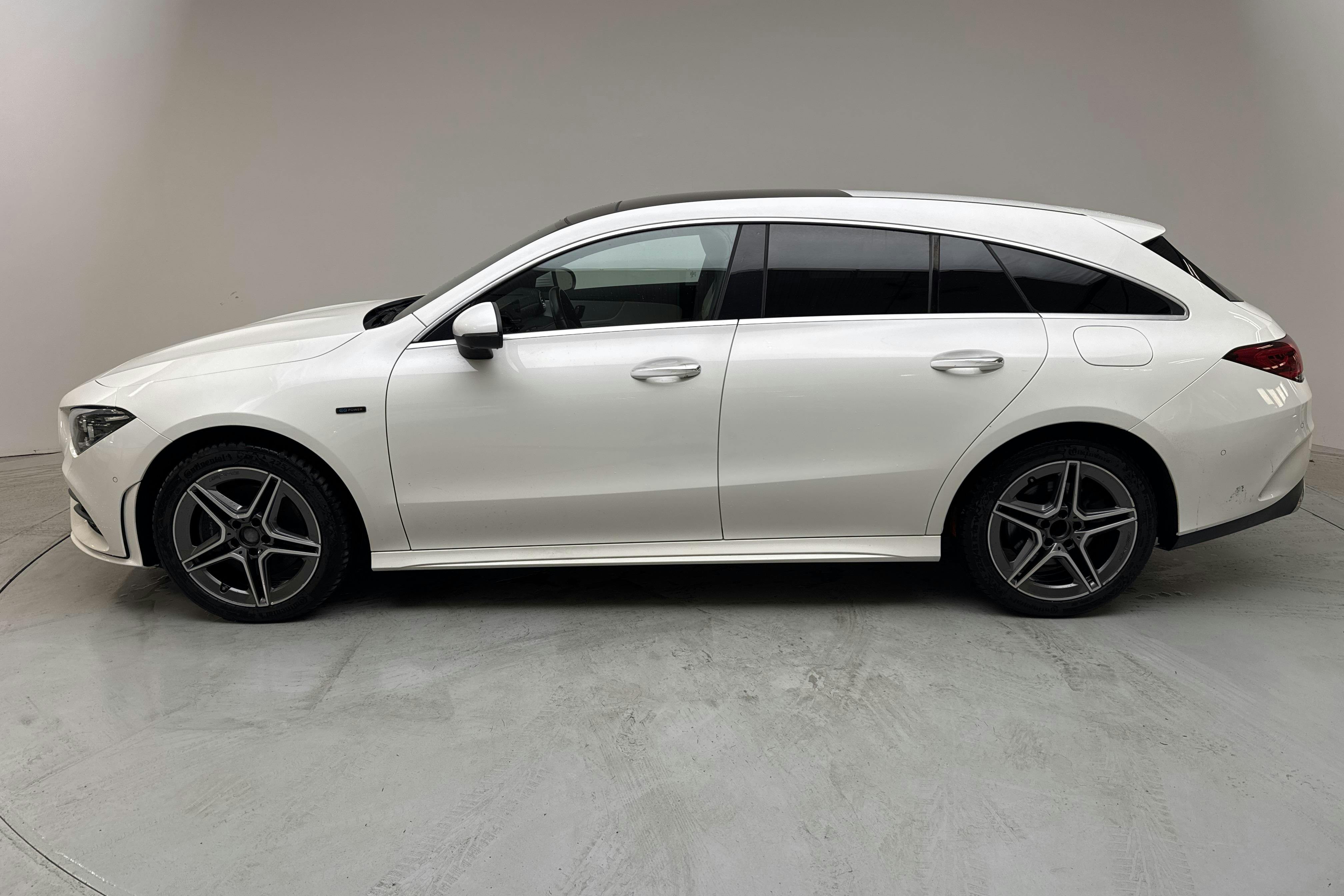Mercedes CLA 250 e Shooting Brake X118 (218hk) - 15 937 mil - Automat - vit - 2021