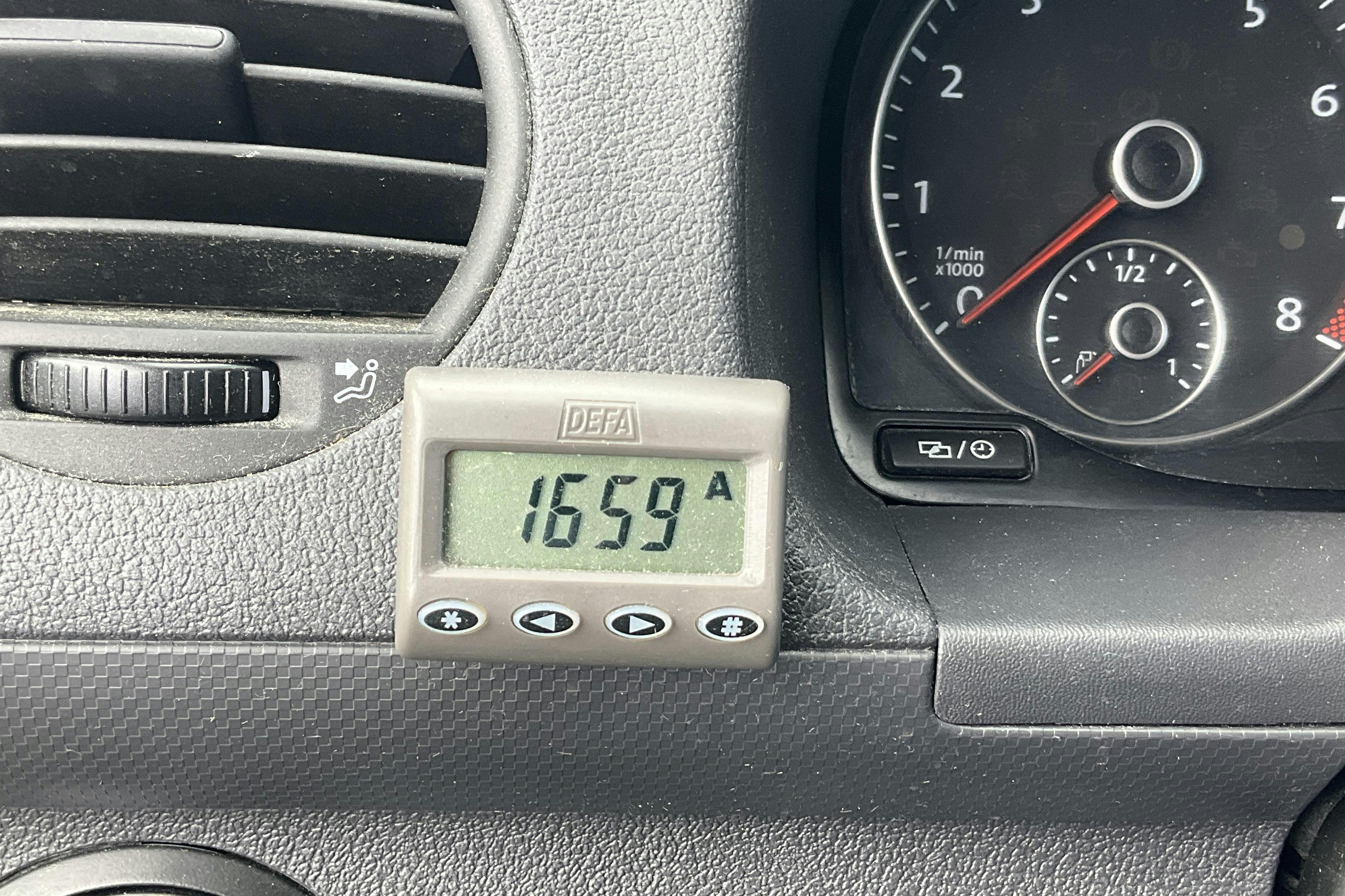 VW Caddy 2.0 Ecofuel Skåp (109hk) - 12 076 mil - Manuell - vit - 2013