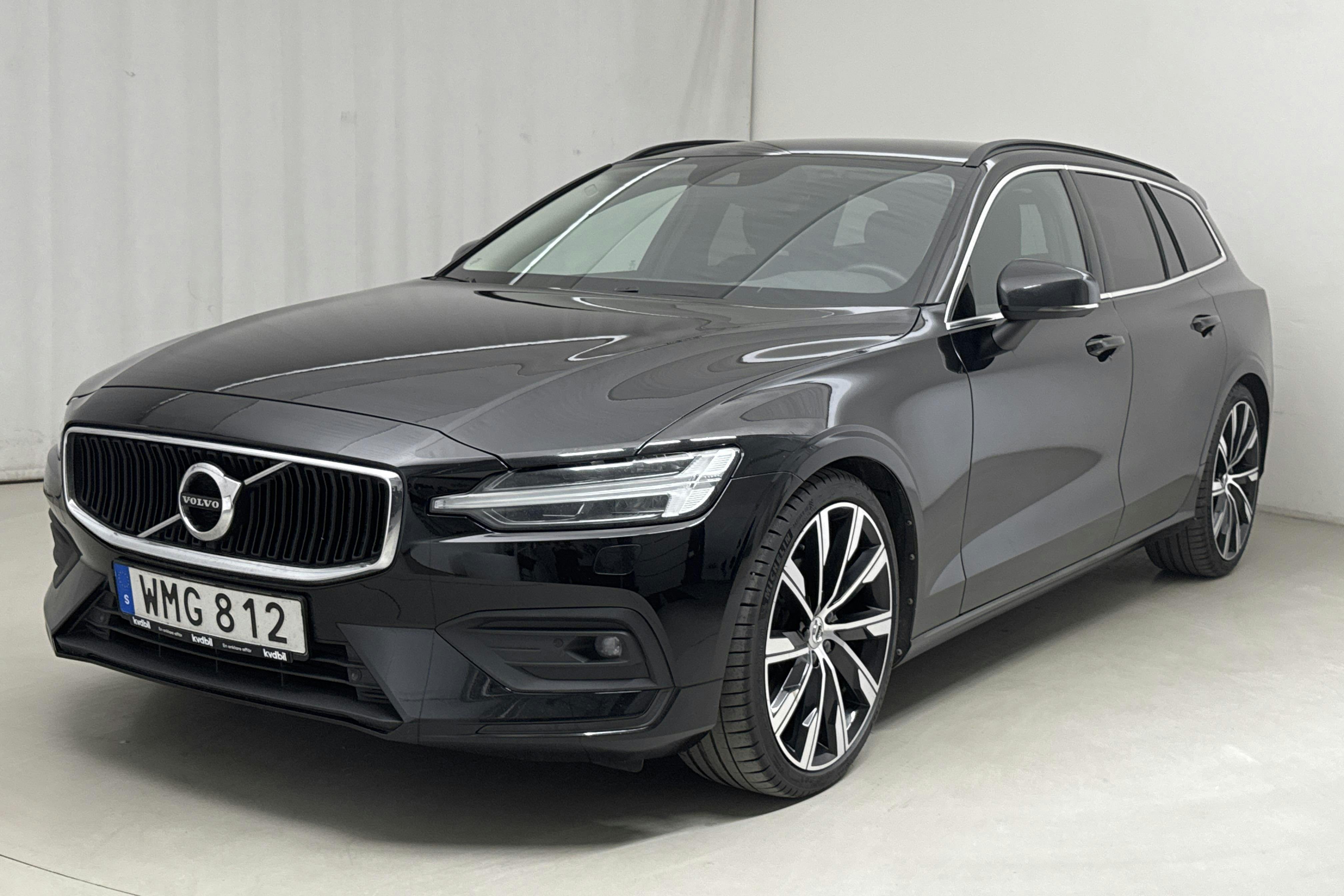 Volvo V60 B4 Mildhybrid, Diesel (197hk) - 123 760 km - Automatic - black - 2022