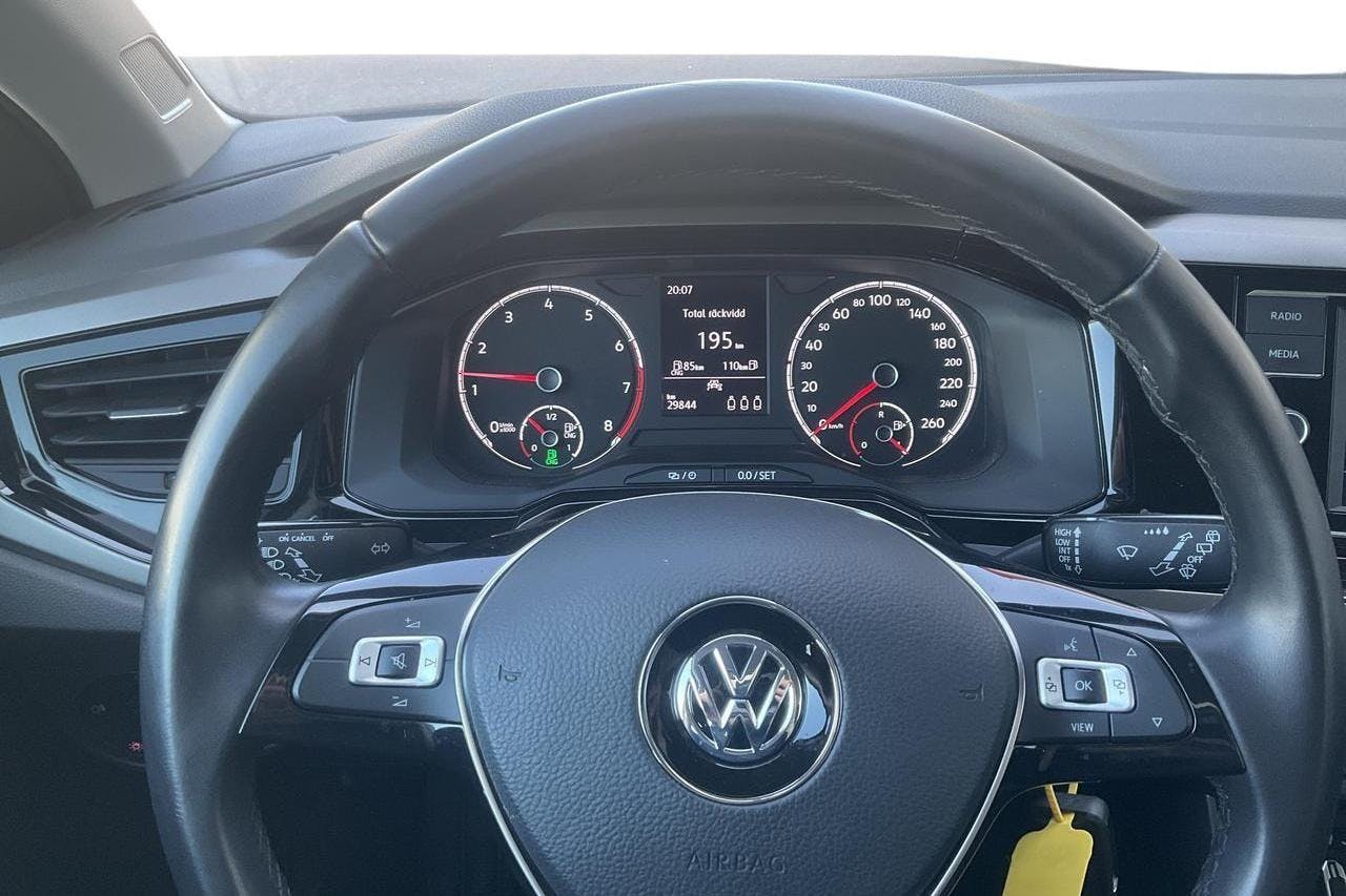 VW Polo 1.0 TGI 5dr (90hk) - 2 984 mil - Manuell - vit - 2020