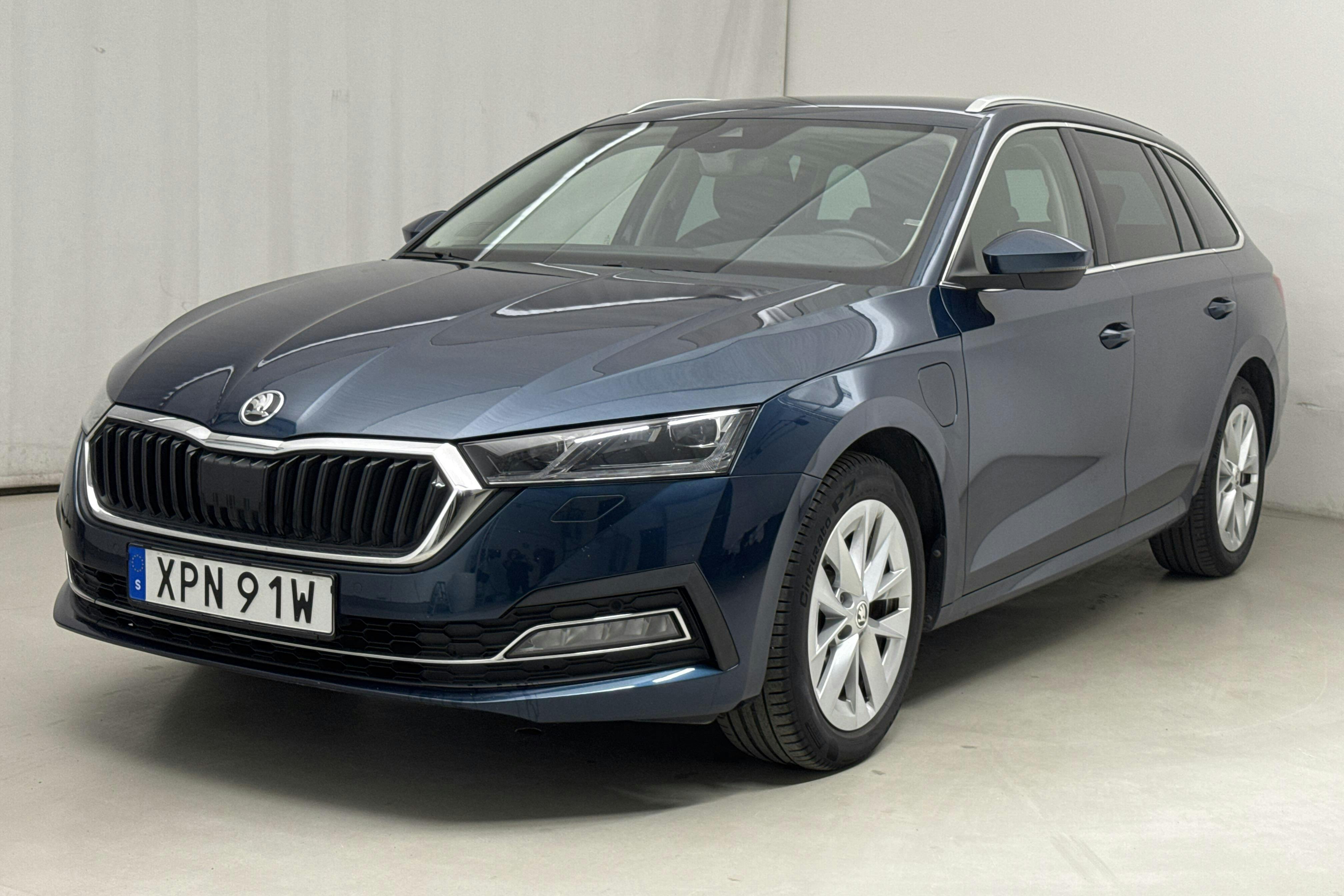 Skoda Octavia 1.4 iV PHEV Combi (204hk) - 79 160 km - Automatyczna - niebieski - 2022