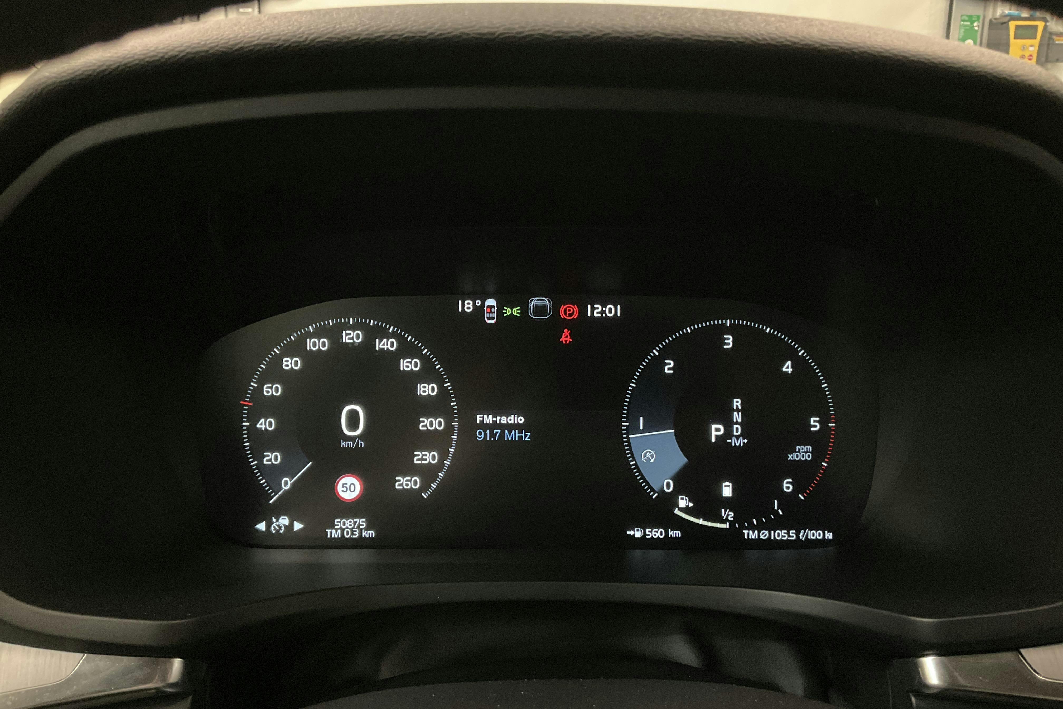 Volvo V60 B4 Cross Country AWD Mildhybrid, Diesel (197hk) - 5 088 mil - Automat - vit - 2022