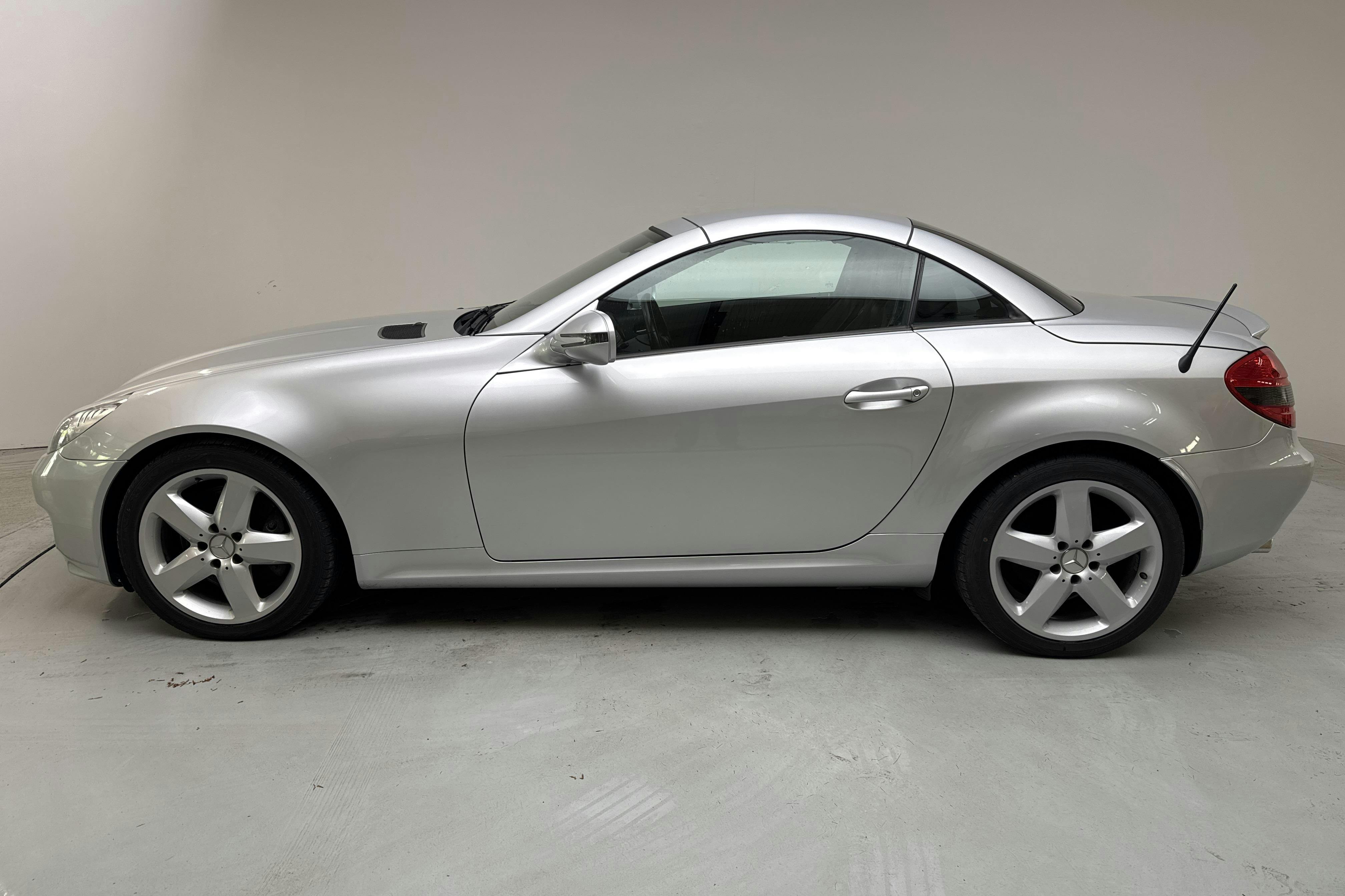Mercedes SLK 350 Sport R171 (305hk) - 10 354 mil - Automat - silver - 2009