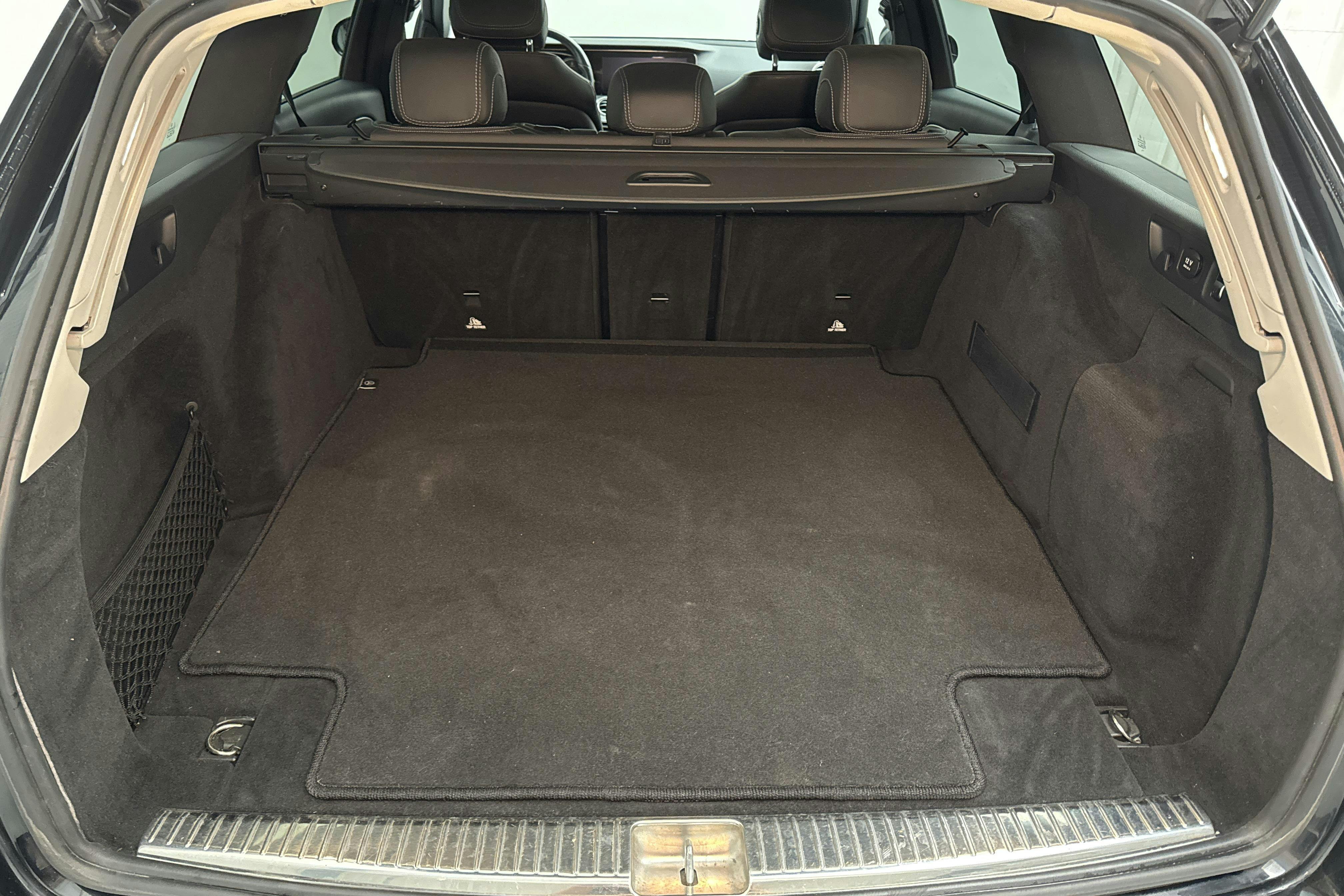 Mercedes E 200 d Kombi S213 (150hk) - 21 597 mil - Automat - svart - 2019