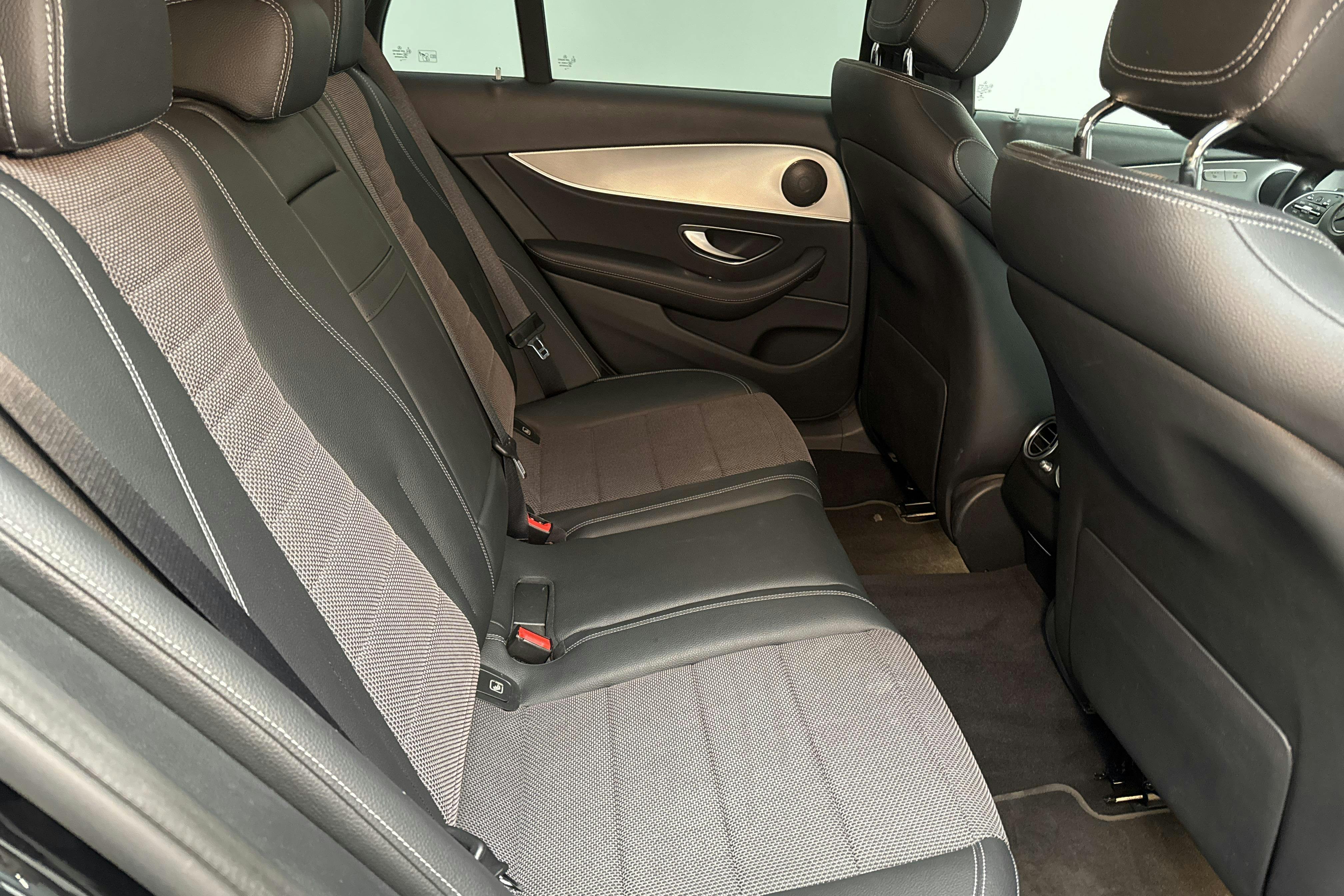 Mercedes E 200 d Kombi S213 (150hk) - 21 597 mil - Automat - svart - 2019