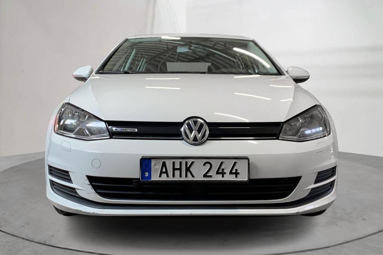 VW Golf VII 1.4 TGI BlueMotion Sportscombi (110hk) - 19 939 mil - Manuell - vit - 2015