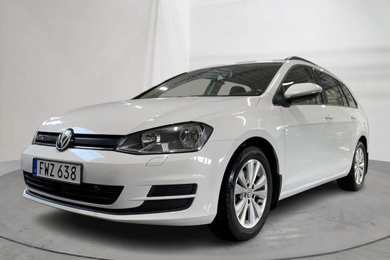 VW Golf VII 1.4 TGI BlueMotion Sportscombi (110hk) - 7 536 mil - Manuell - vit - 2015