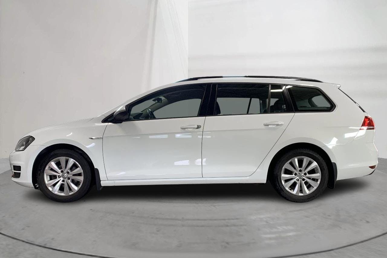 VW Golf VII 1.4 TGI BlueMotion Sportscombi (110hk) - 7 536 mil - Manuell - vit - 2015
