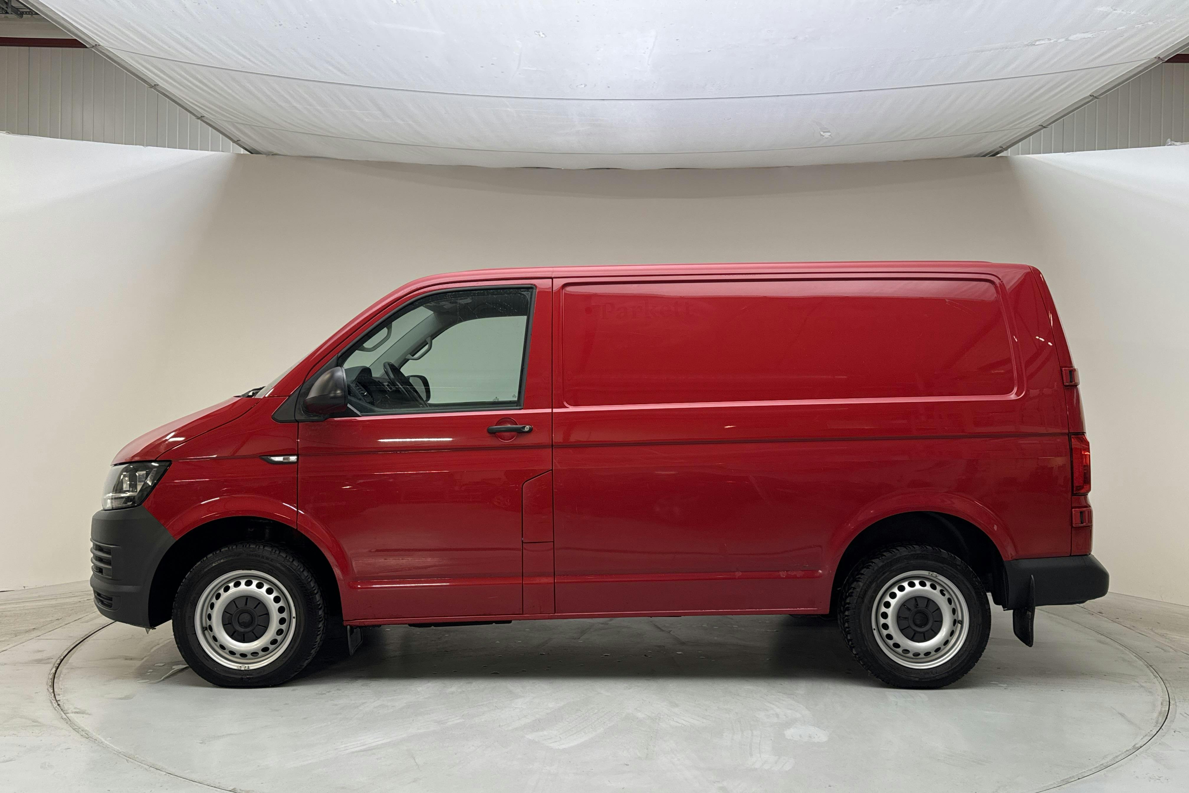 VW Transporter T6 2.0 TDI BMT Skåp (102hk) - 15 766 mil - Manuell - röd - 2016