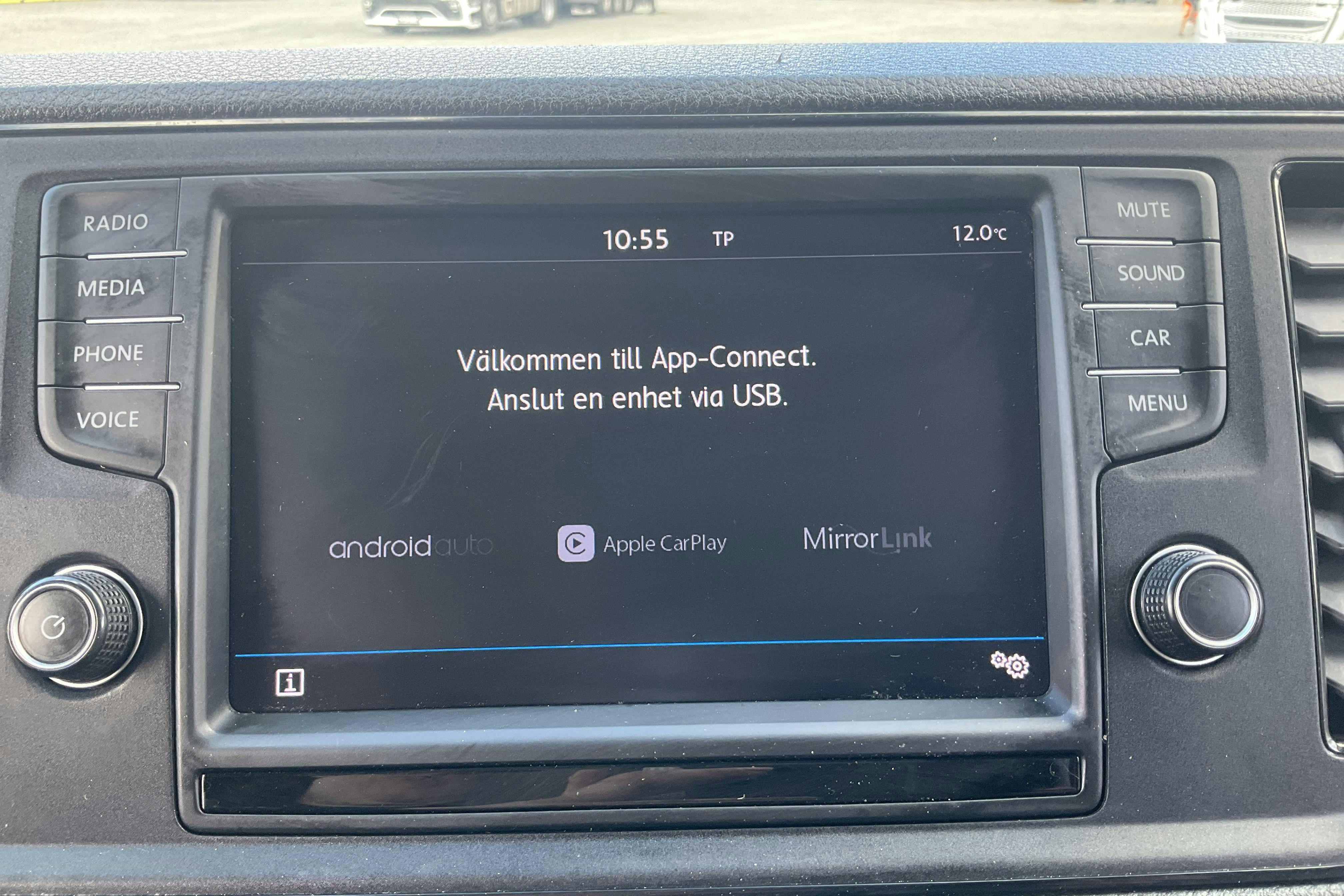 VW Crafter 35 2.0 TDI Volymskåp (177hk) - 29 167 mil - Automat - vit - 2019