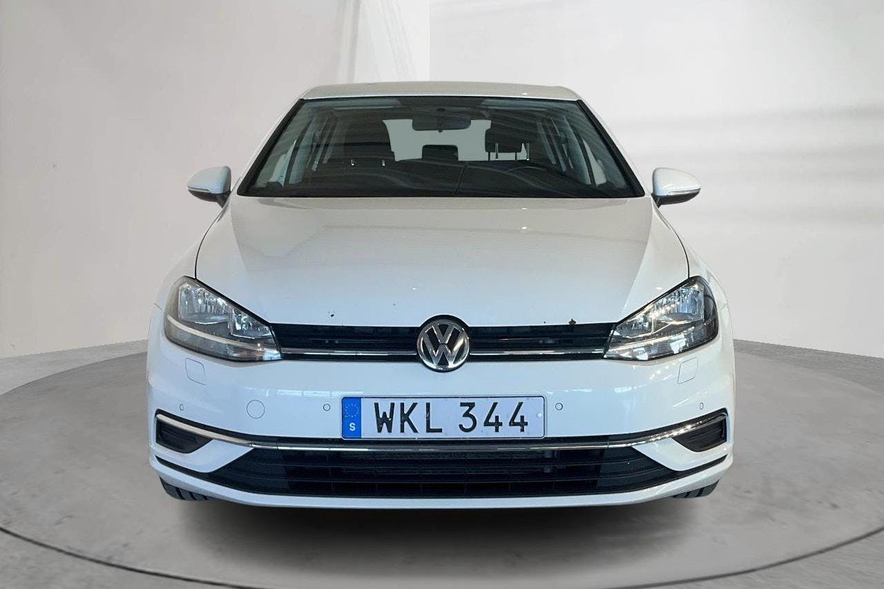 VW Golf VII 1.0 TSI 5dr (115hk) - 9 533 mil - Manuell - vit - 2019