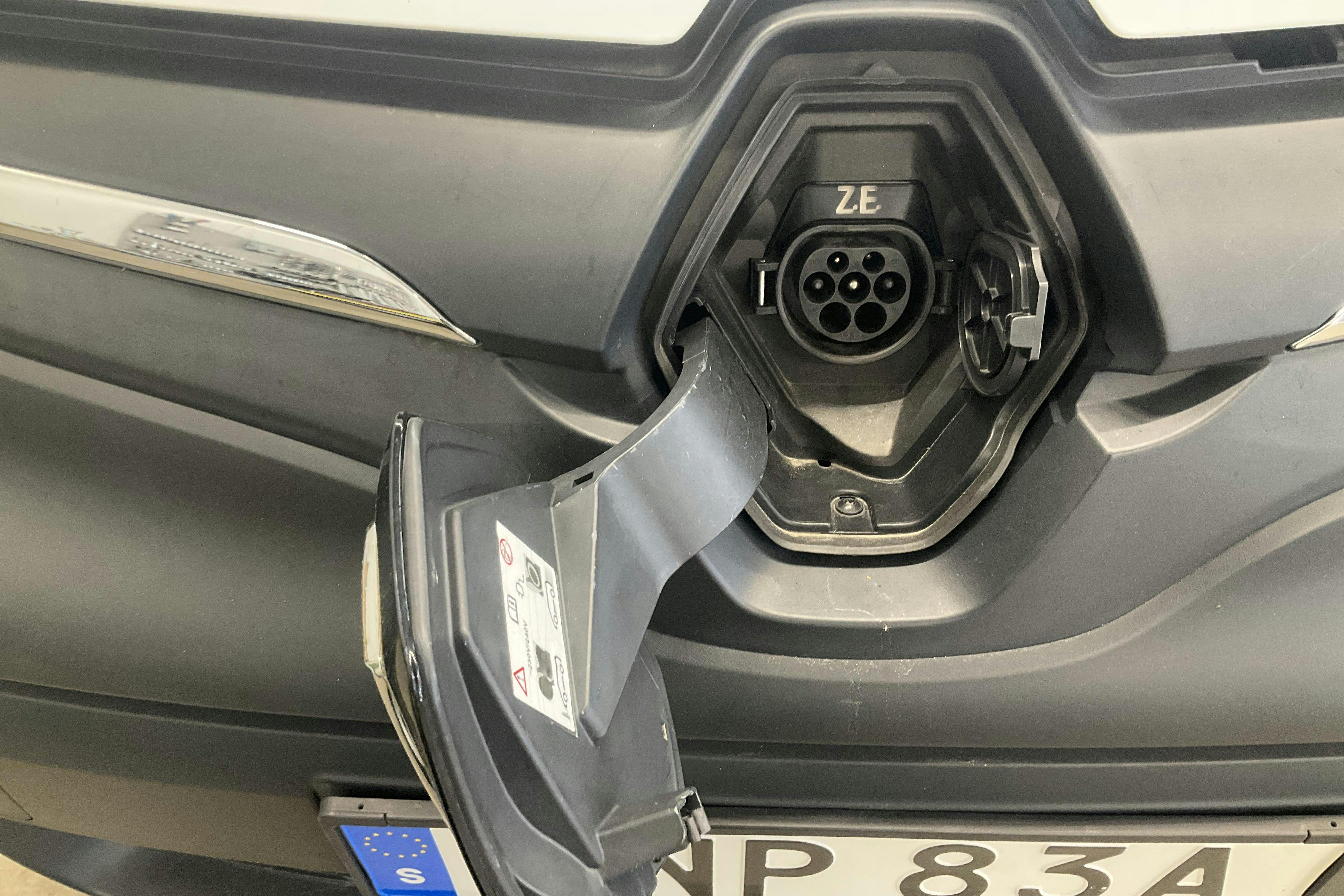 Renault Kangoo Z.E Power Plus 33 kWh Maxi Skåp (60hk) - 4 435 mil - Automat - vit - 2021