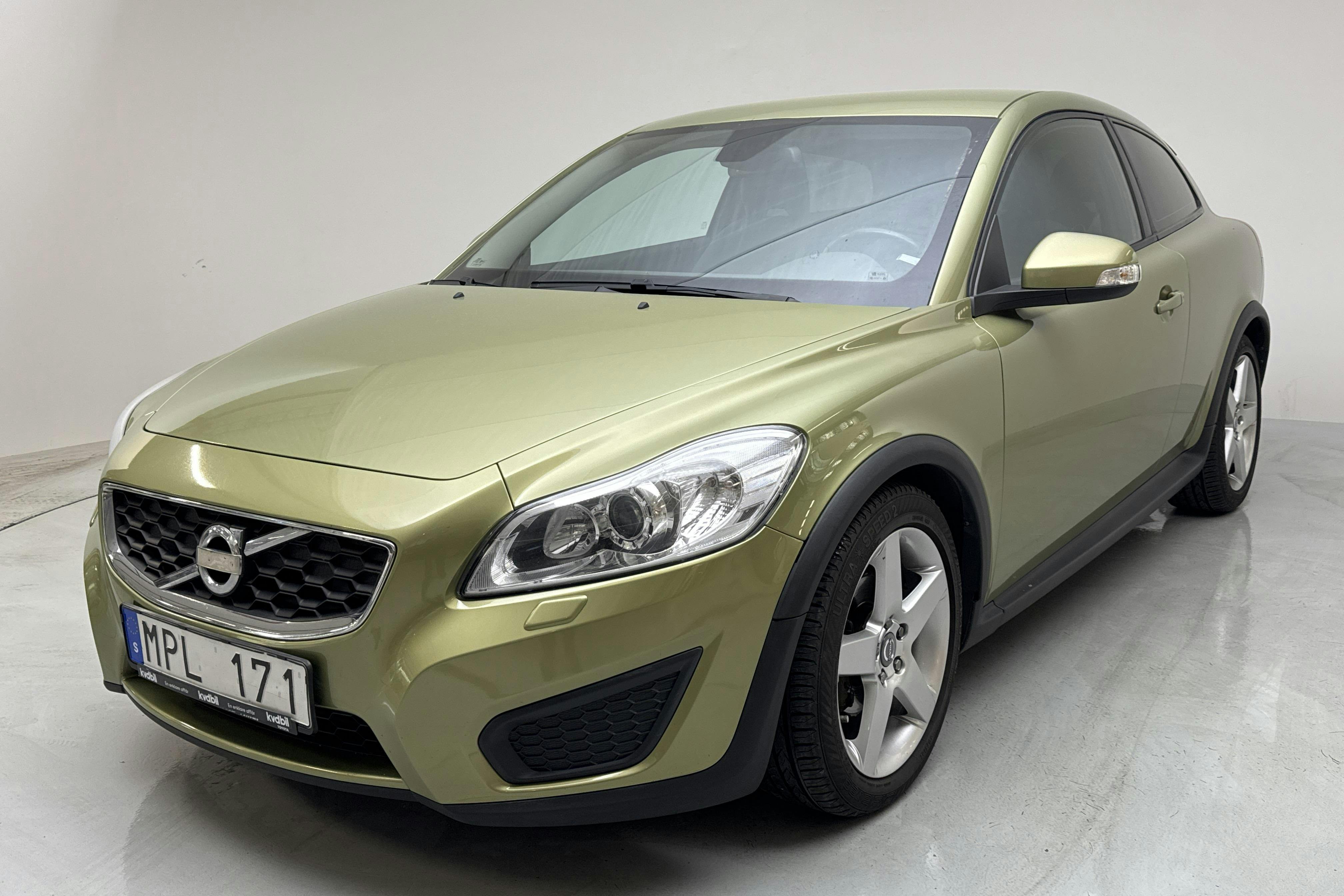 Volvo C30 D2 (115hk) - 173 500 km - Käsitsi - roheline - 2011
