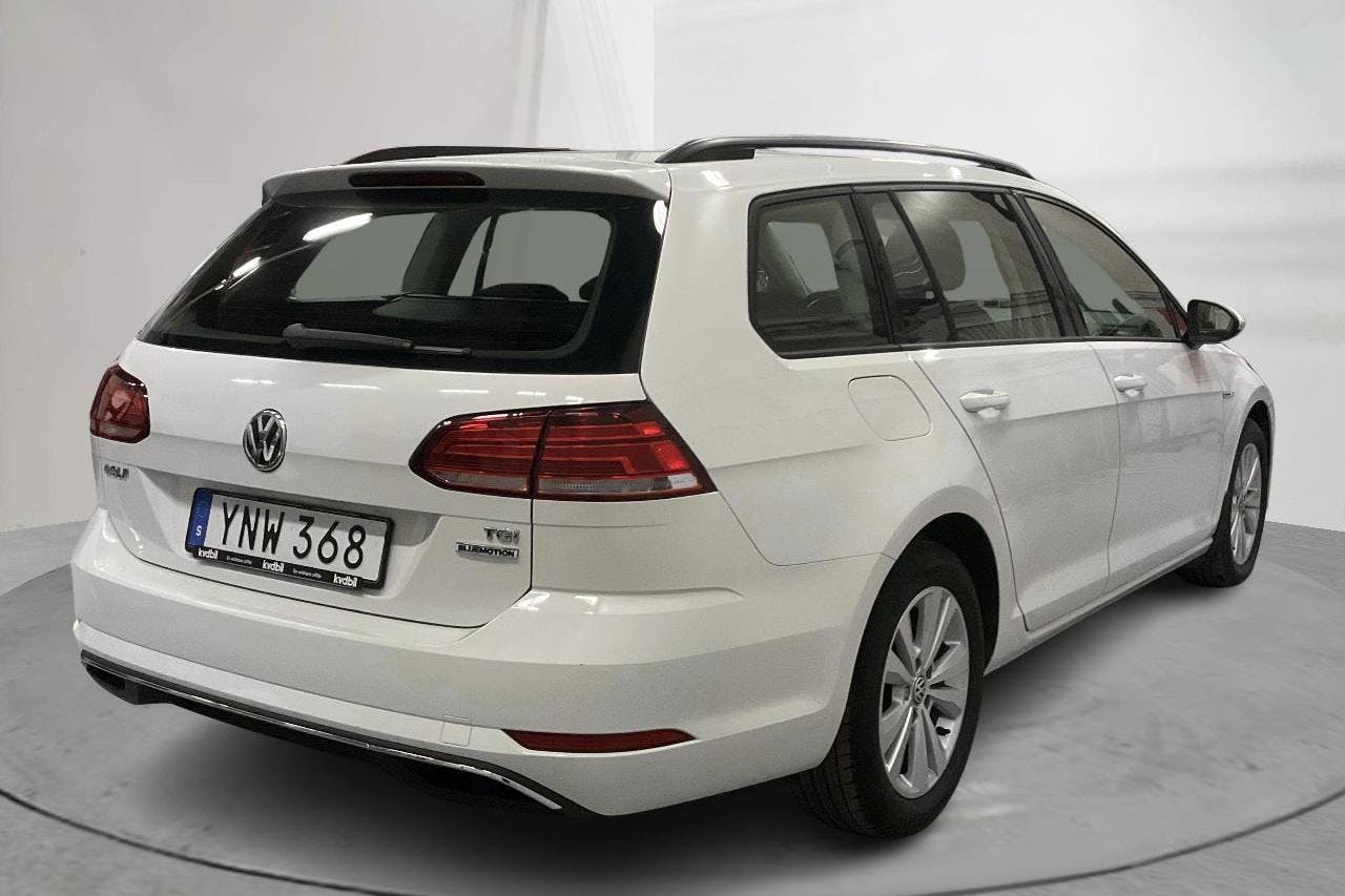 VW Golf VII 1.4 TGI BlueMotion Sportscombi (110hk) - 5 092 mil - Automat - vit - 2018