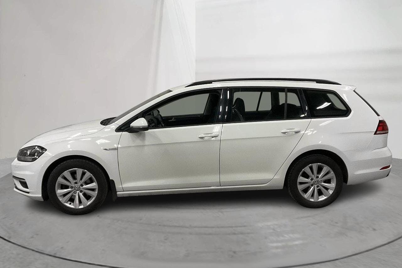 VW Golf VII 1.4 TGI BlueMotion Sportscombi (110hk) - 5 092 mil - Automat - vit - 2018