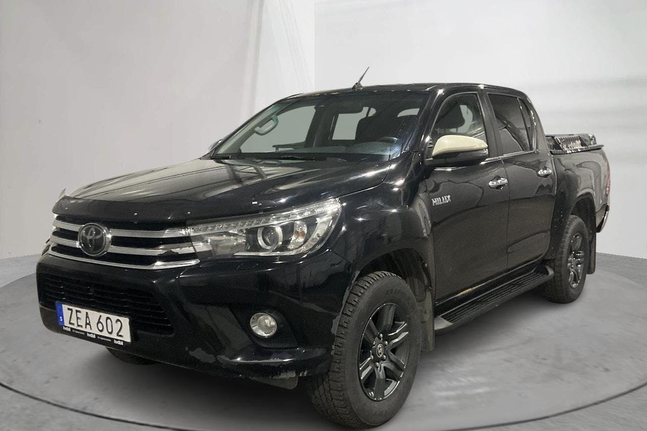 Toyota Hilux 2.4 D 4WD (150hk) - 16 933 mil - Automat - svart - 2018