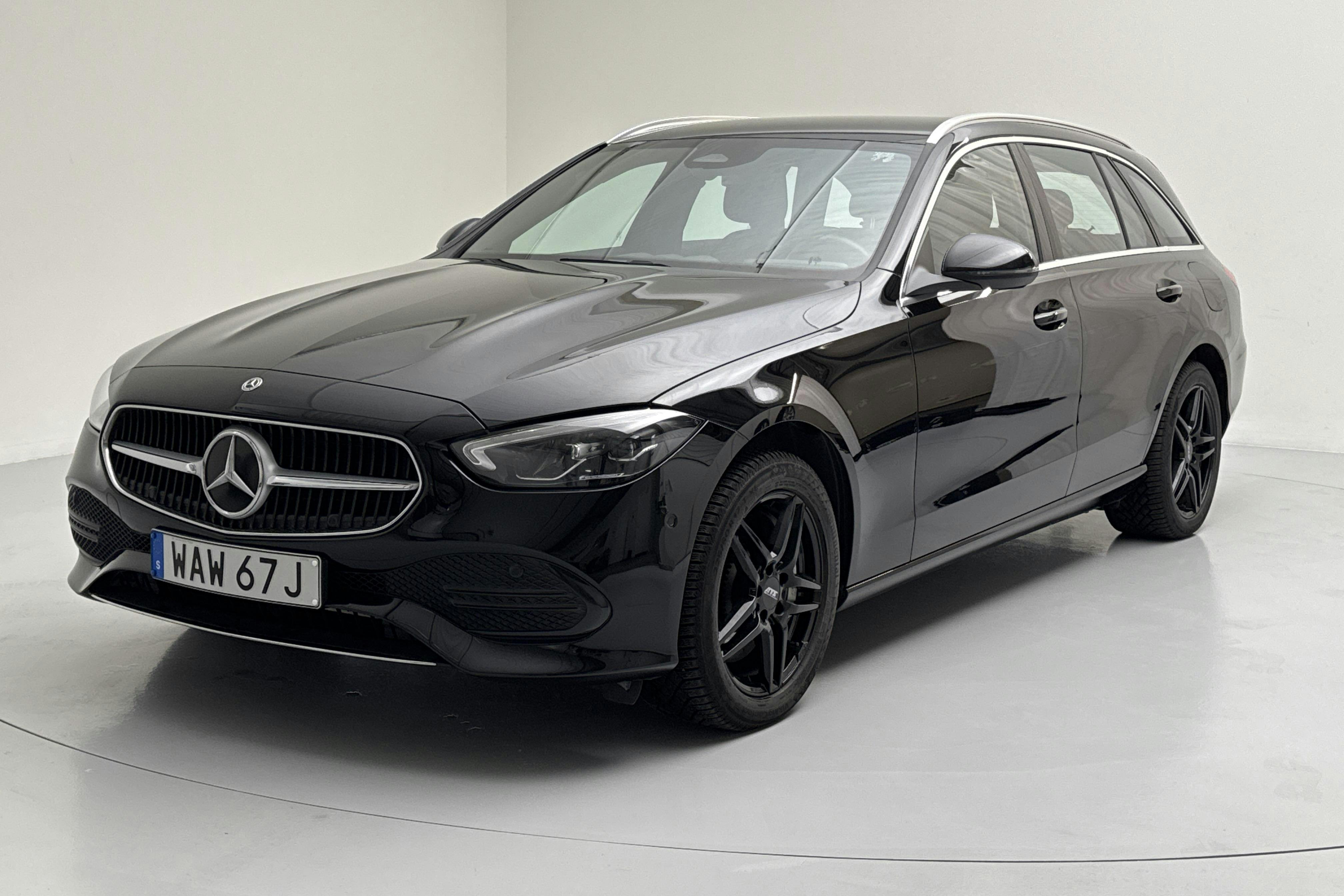 Mercedes C 300 e Kombi S206 (333hk) - 3 270 mil - Automat - svart - 2024