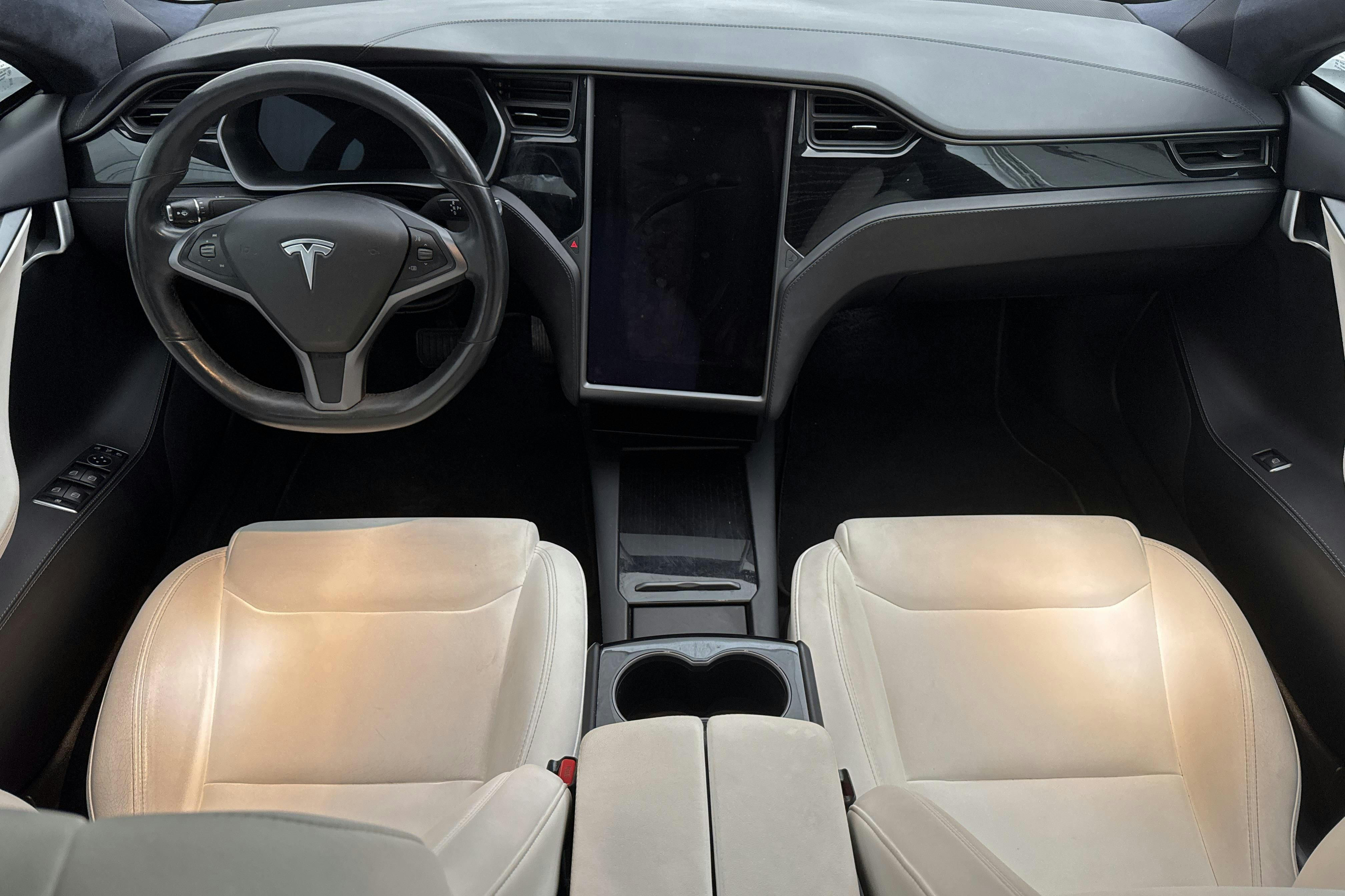 Tesla Model S Long Range AWD - 14 181 mil - Automat - vit - 2020