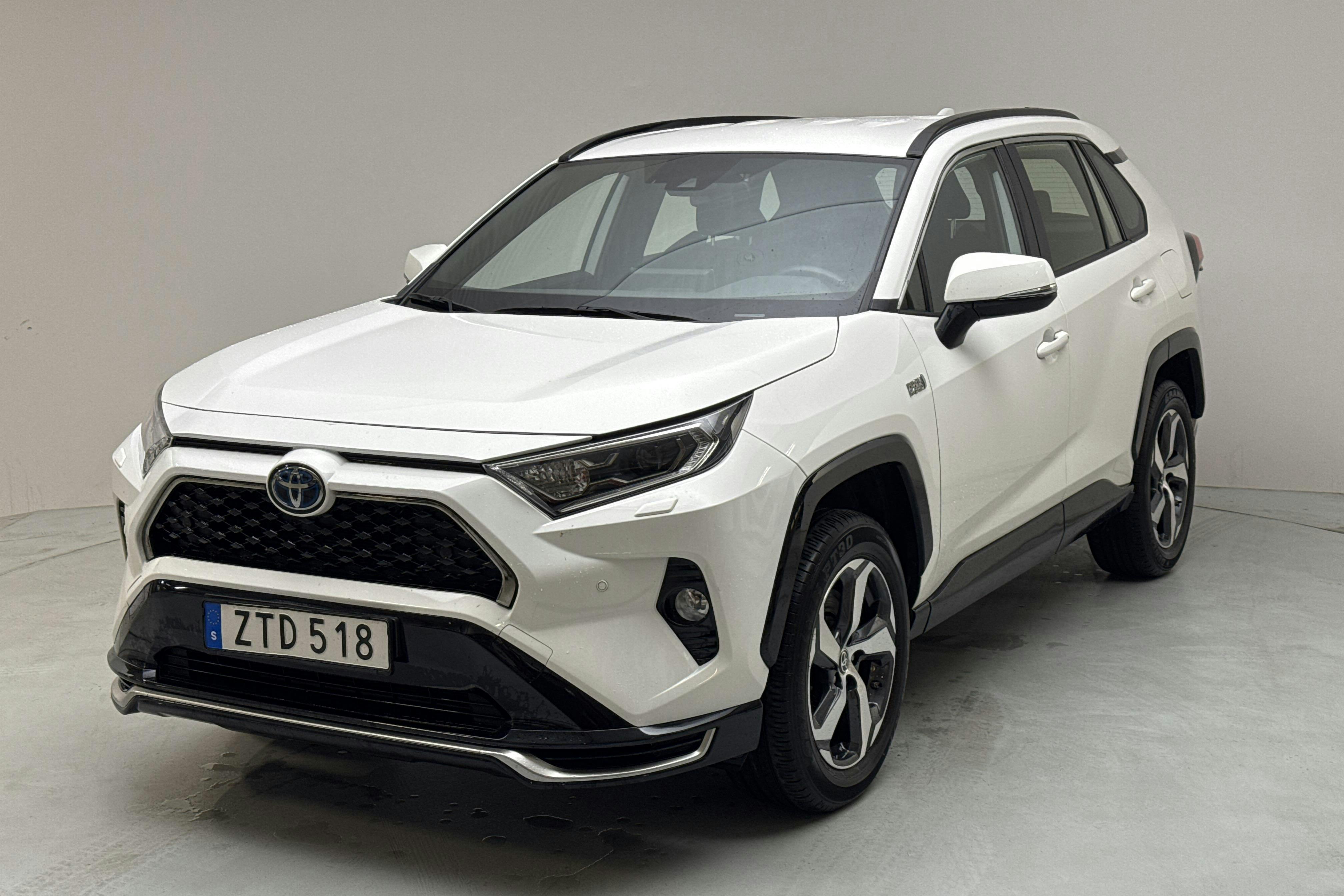 Toyota RAV4 2.5 Plug-in Hybrid AWD (306hk) - 66 770 km - Automaatne - valge - 2021
