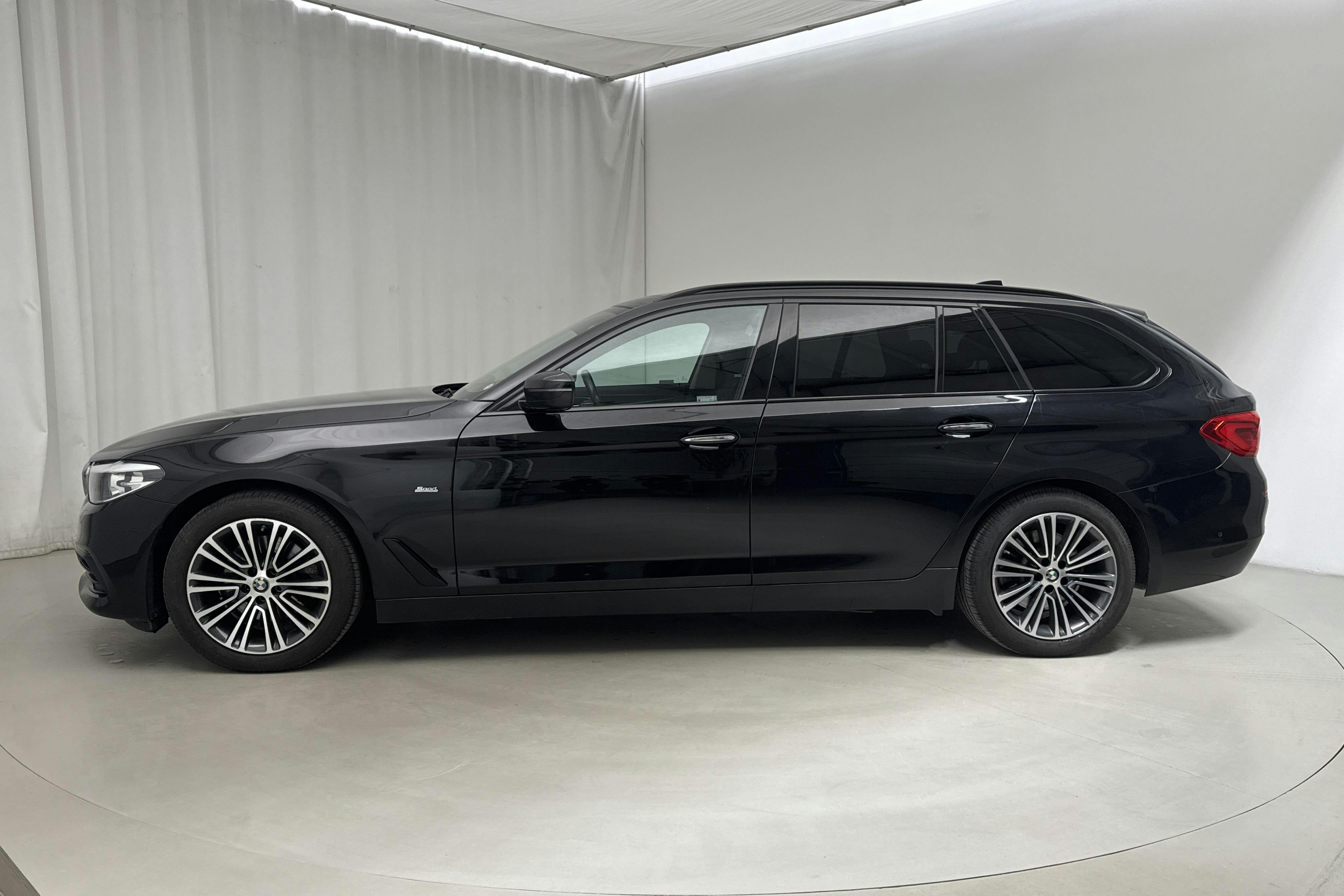 BMW 520d xDrive Touring, G31 (190hk) - 13 426 mil - Automat - svart - 2018
