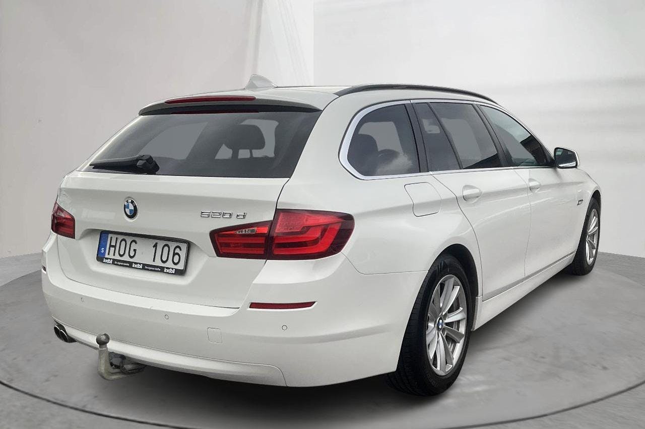 BMW 520d Touring, F11 (184hk) - 13 752 mil - Automat - vit - 2012