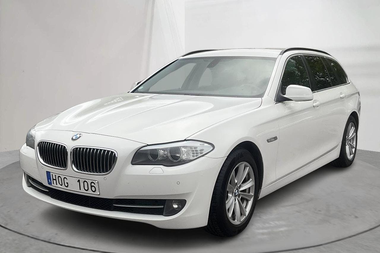 BMW 520d Touring, F11 (184hk) - 13 752 mil - Automat - vit - 2012