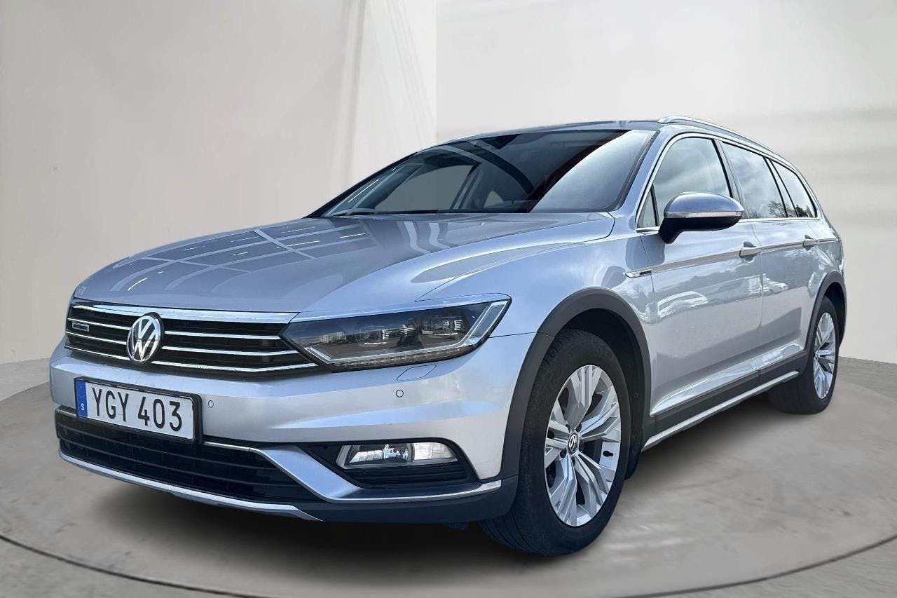 VW Passat Alltrack 2.0 TDI 4MOTION (190hk) - 19 811 mil - Automat - silver - 2017