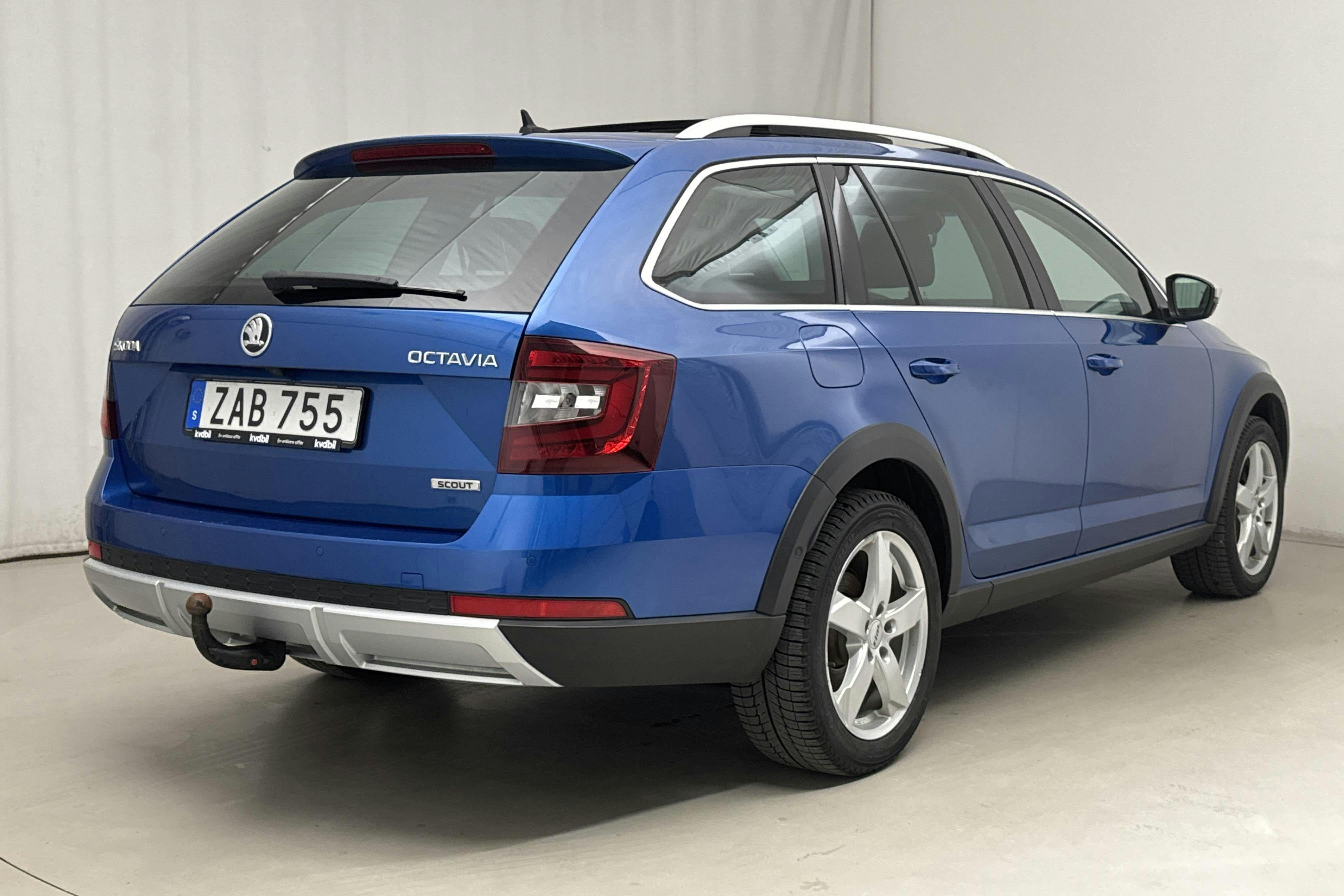 Skoda Octavia Scout II 2.0 TDI 4X4 (150hk) - 15 677 mil - Manuell - blå - 2018