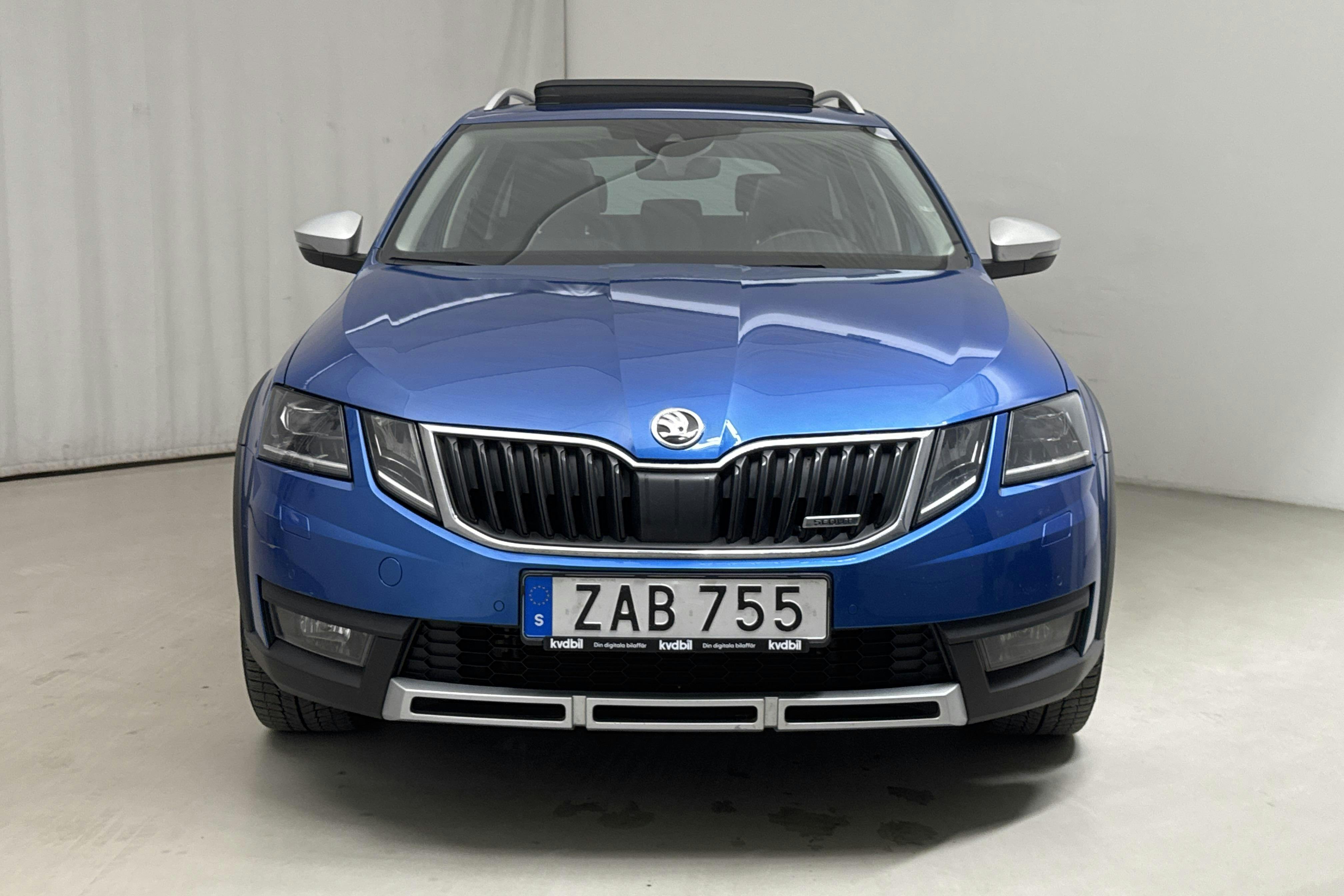 Skoda Octavia Scout II 2.0 TDI 4X4 (150hk) - 15 677 mil - Manuell - blå - 2018
