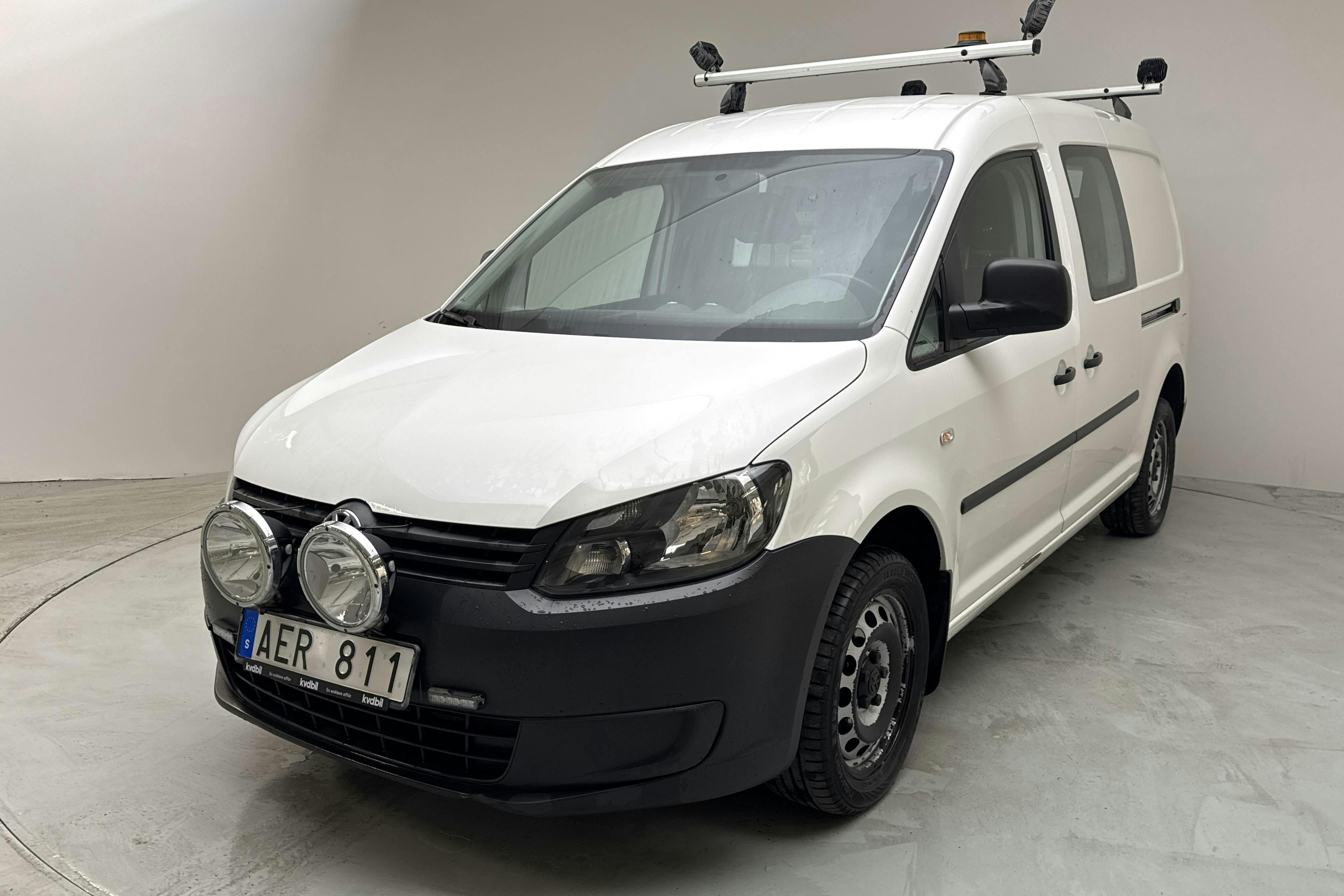 VW Caddy 2.0 TDI Maxi Skåp 4-motion (140hk) - 7 643 mil - Automat - vit - 2014