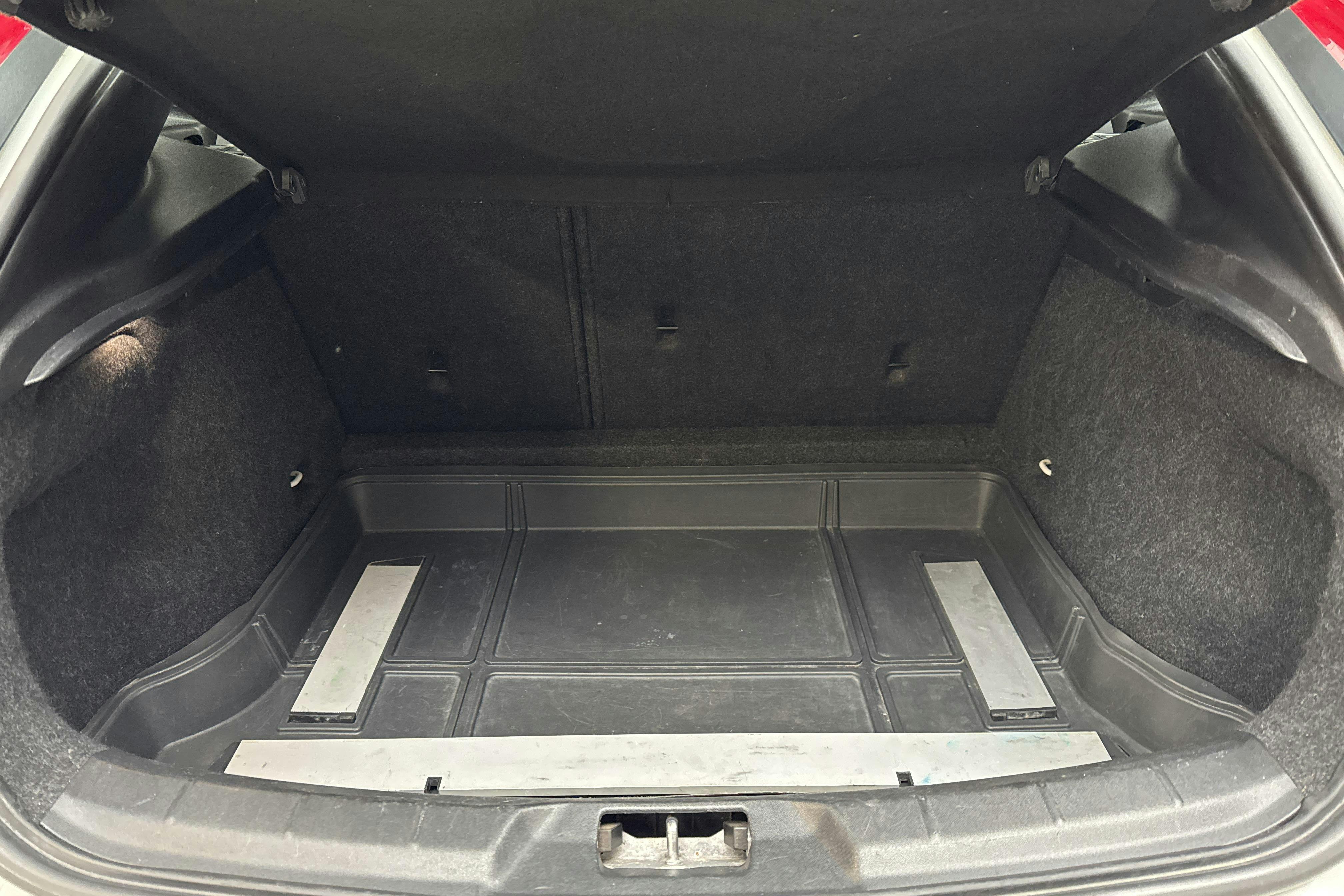Volvo V40 Cross Country D2 (115hk) - 175 270 km - Manualna - biały - 2015