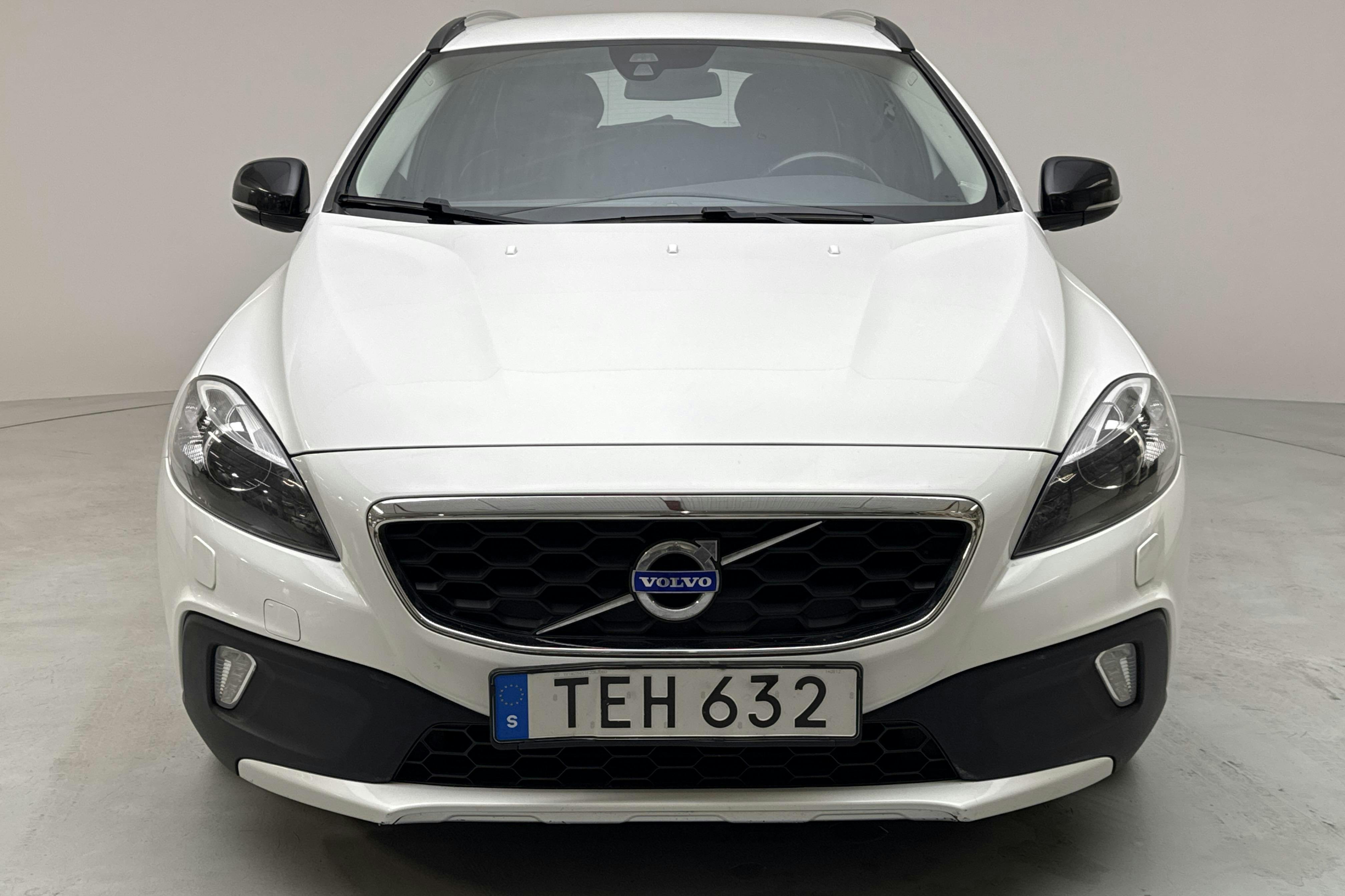 Volvo V40 Cross Country D2 (115hk) - 175 270 km - Manualna - biały - 2015