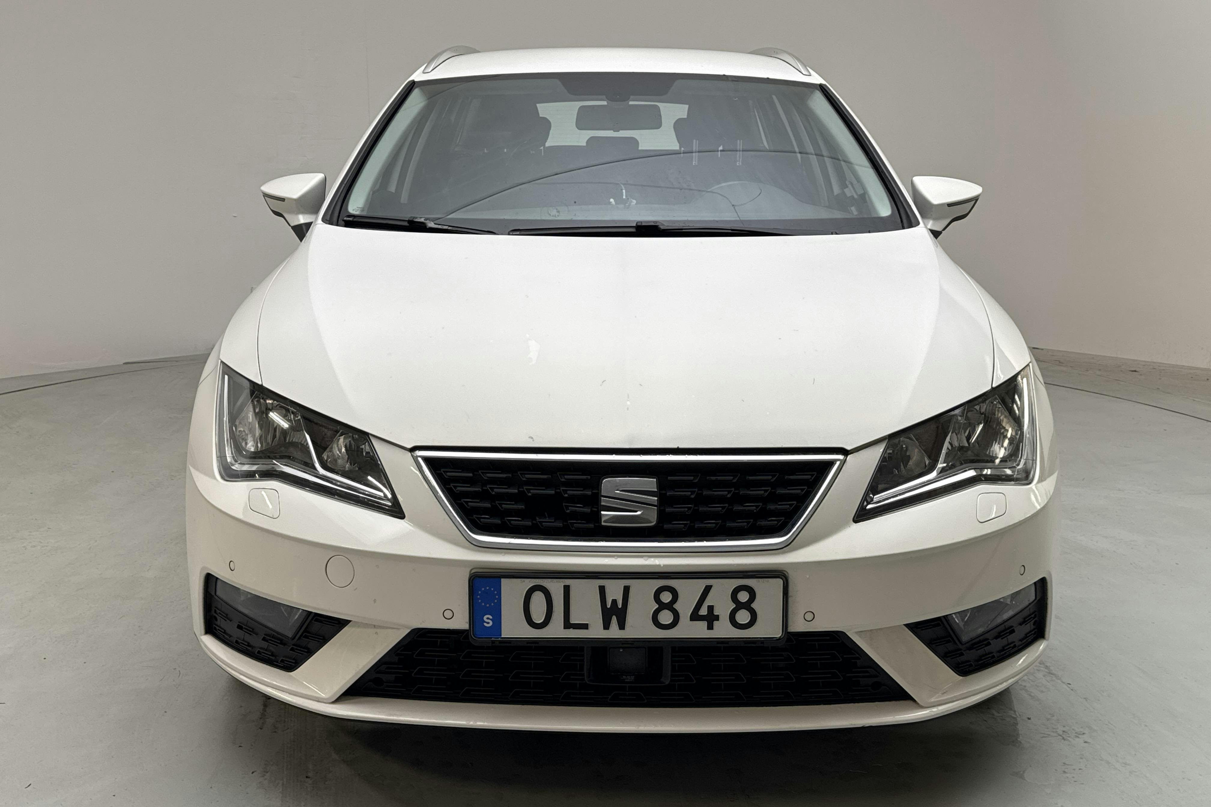 Seat Leon 1.5 TGI ST (130hk) - 54 251 mil - Manuell - vit - 2020
