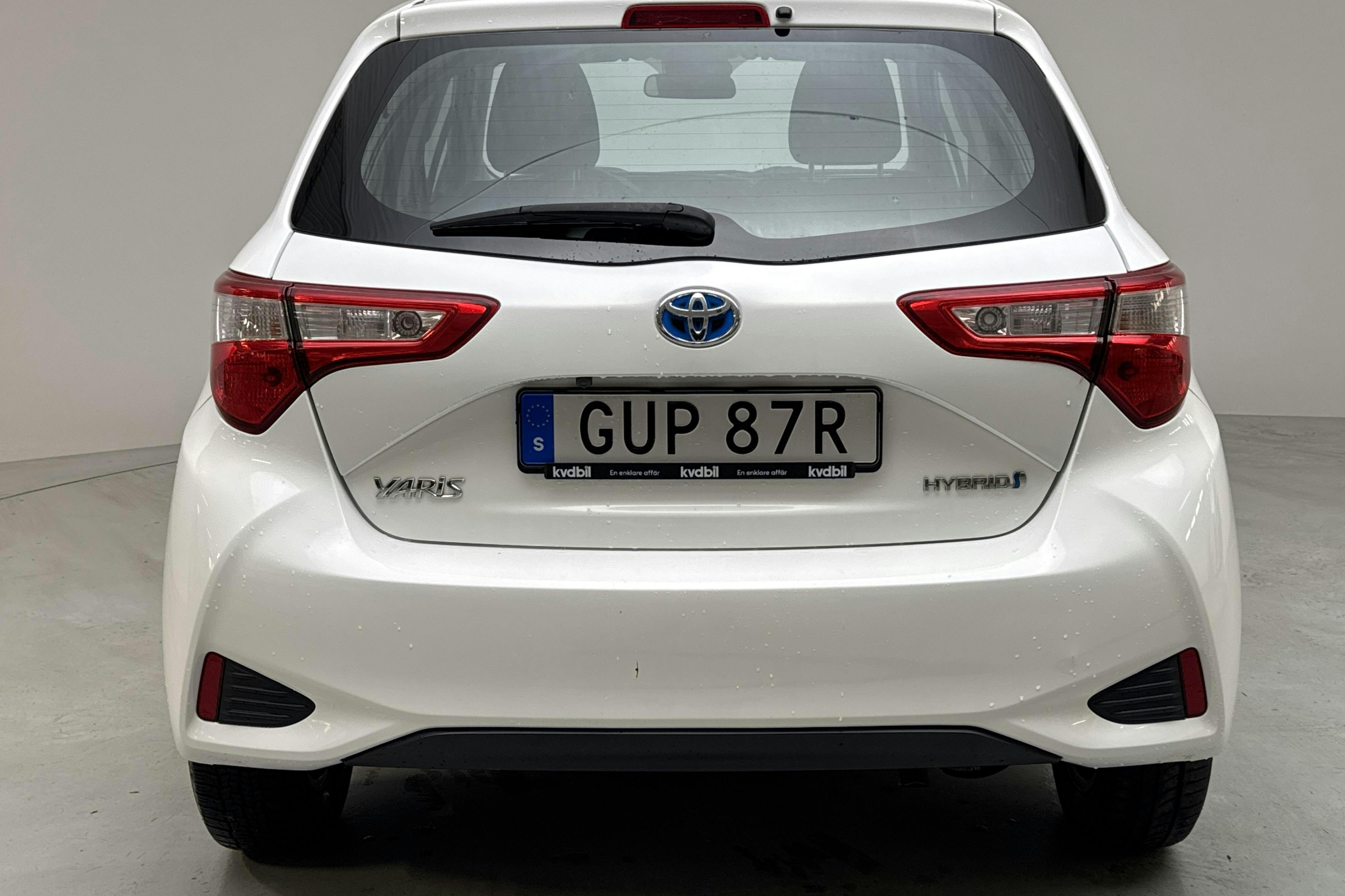Toyota Yaris 1.5 Hybrid 5dr (101hk) - 12 114 mil - Automat - vit - 2020