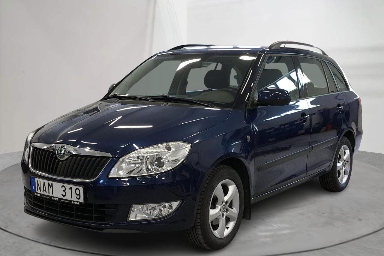 Skoda Fabia 1.2 TSI Combi (86hk) - 89 850 km - Käsitsi - Dark Blue - 2013