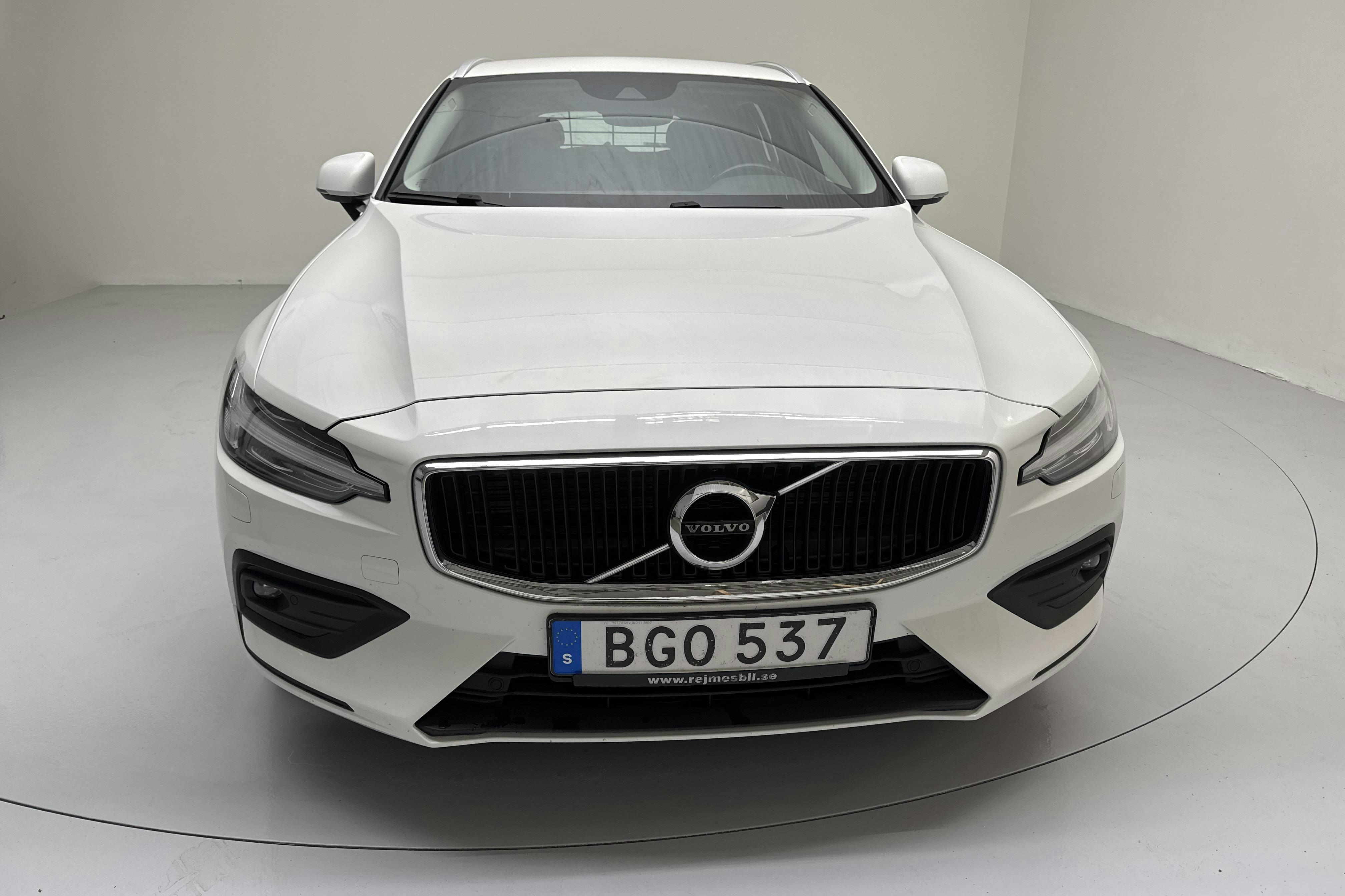 Volvo V60 D4 (190hk) - 18 417 mil - Automat - vit - 2021