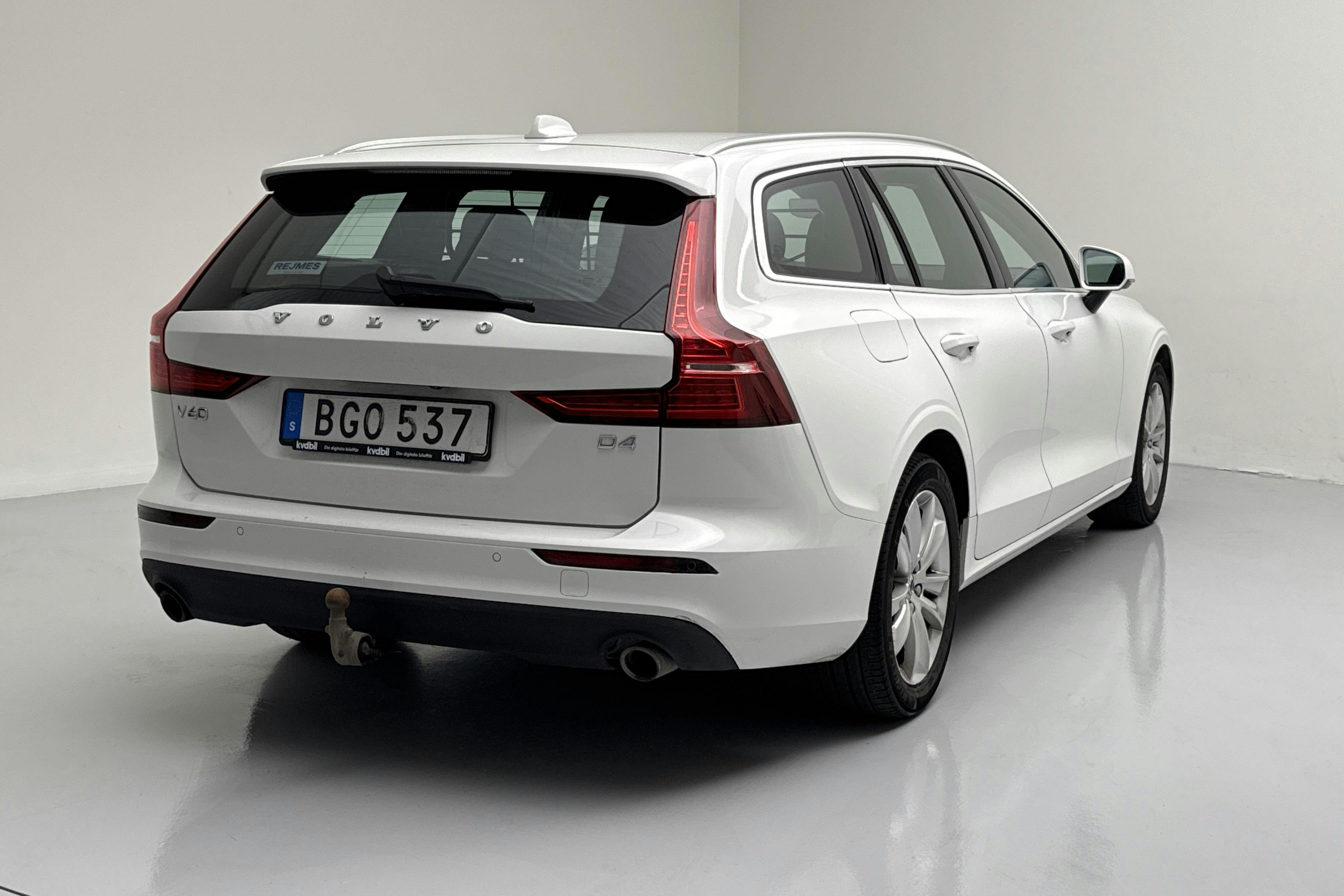 Volvo V60 D4 (190hk) - 18 417 mil - Automat - vit - 2021
