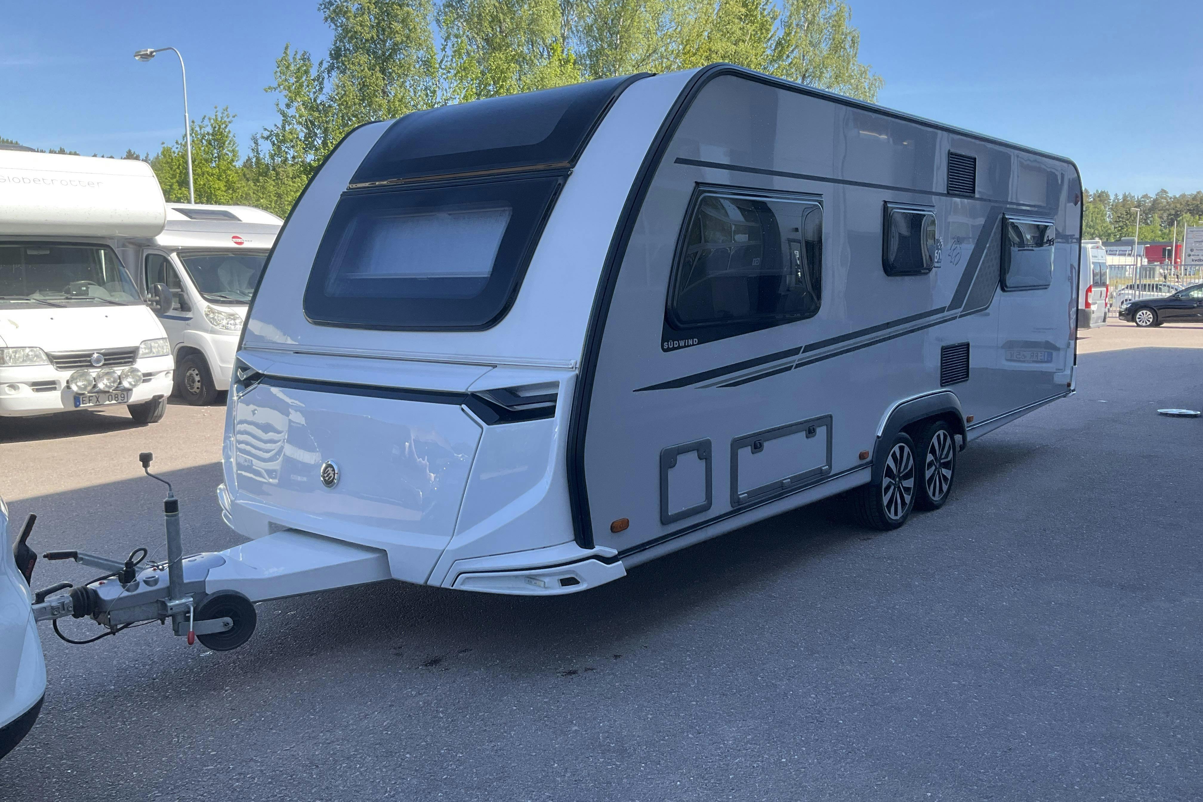 KNAUS SUDWIND 650 60 years Husvagn med förtält - 0 km - 2022