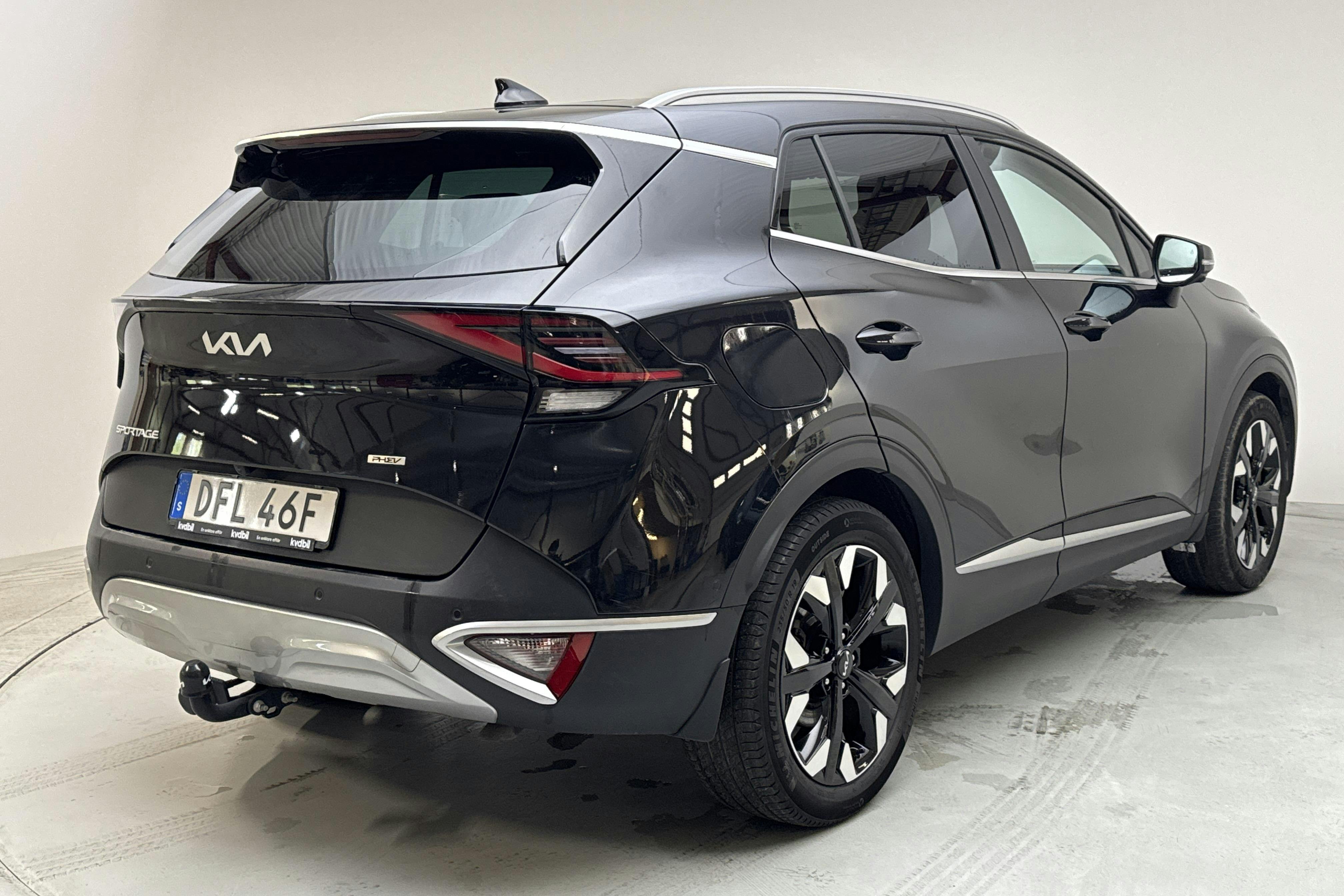 KIA Sportage PHEV AWD (265hk) - 8 155 mil - Automat - svart - 2022