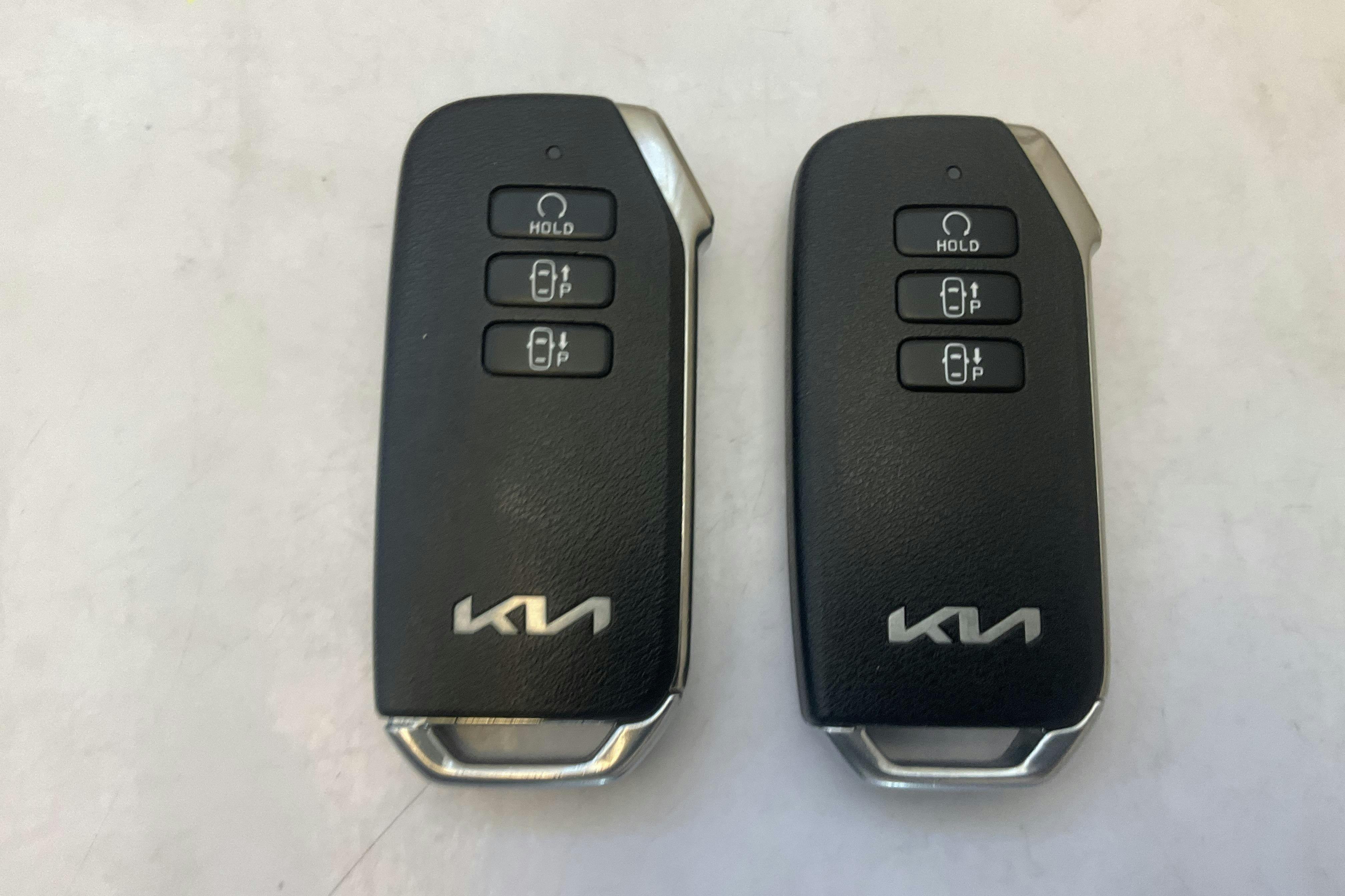 KIA Sportage PHEV AWD (265hk) - 8 155 mil - Automat - svart - 2022