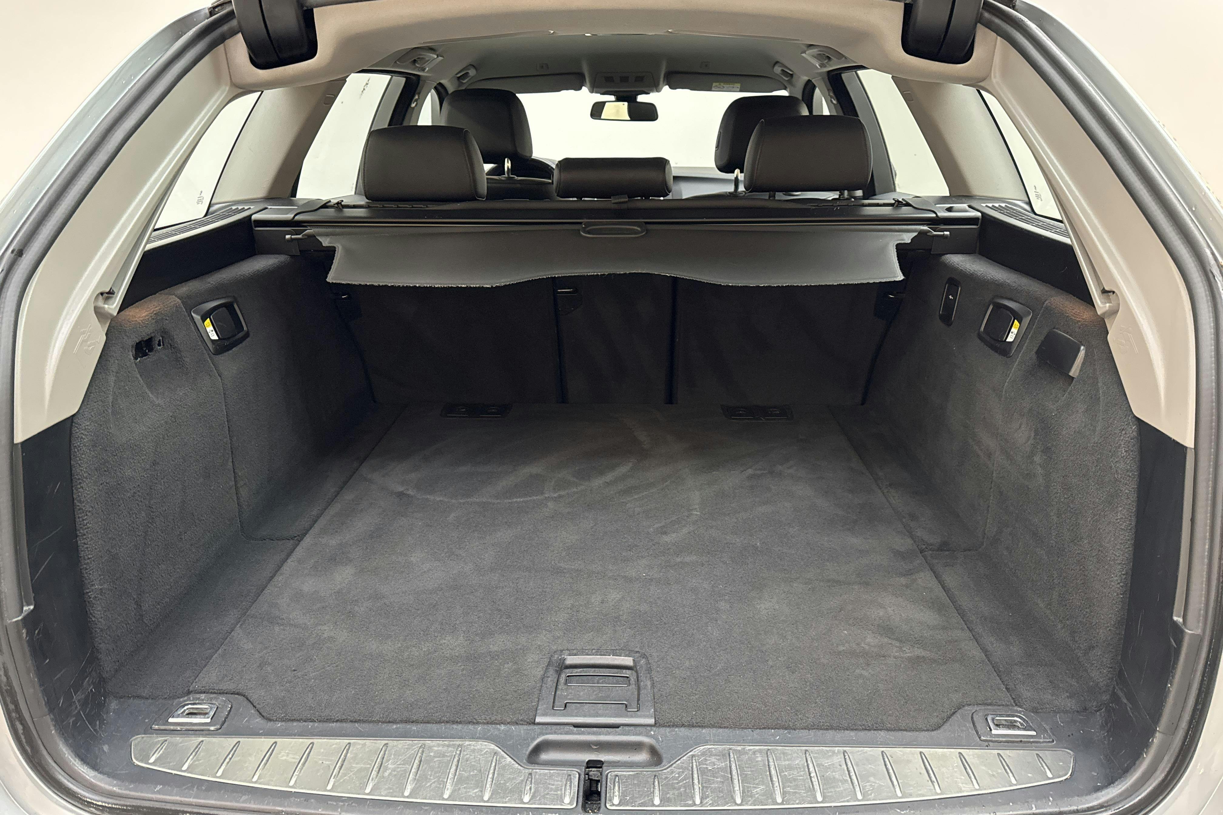 BMW 520d xDrive Touring, F11 (190hk) - 15 278 mil - Automat - silver - 2017